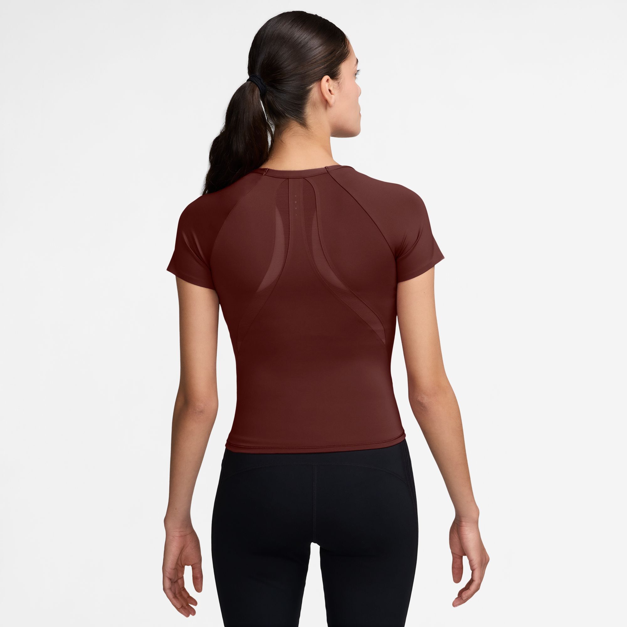 Nike Universa image number 1