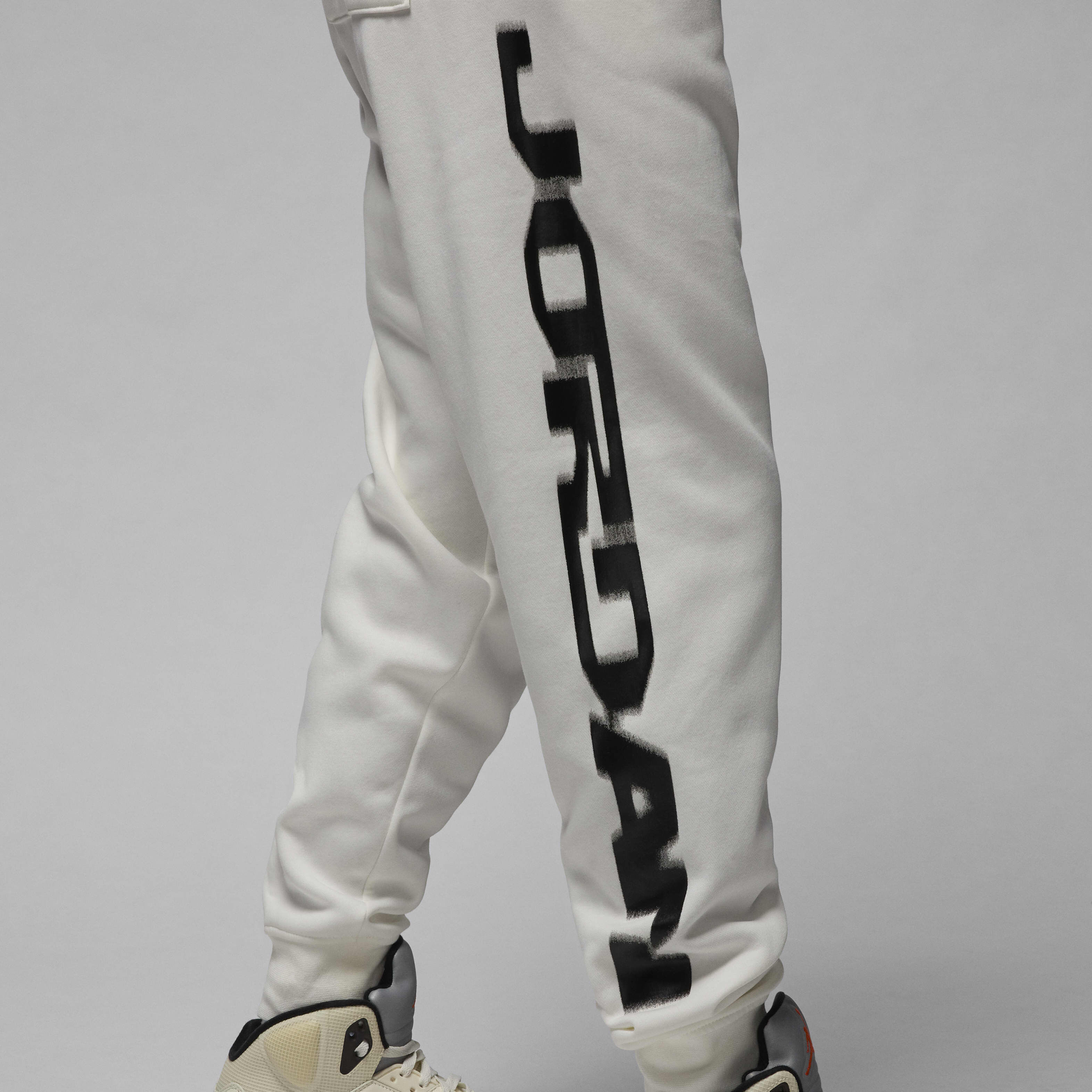 جوردن ام في بي image number 5