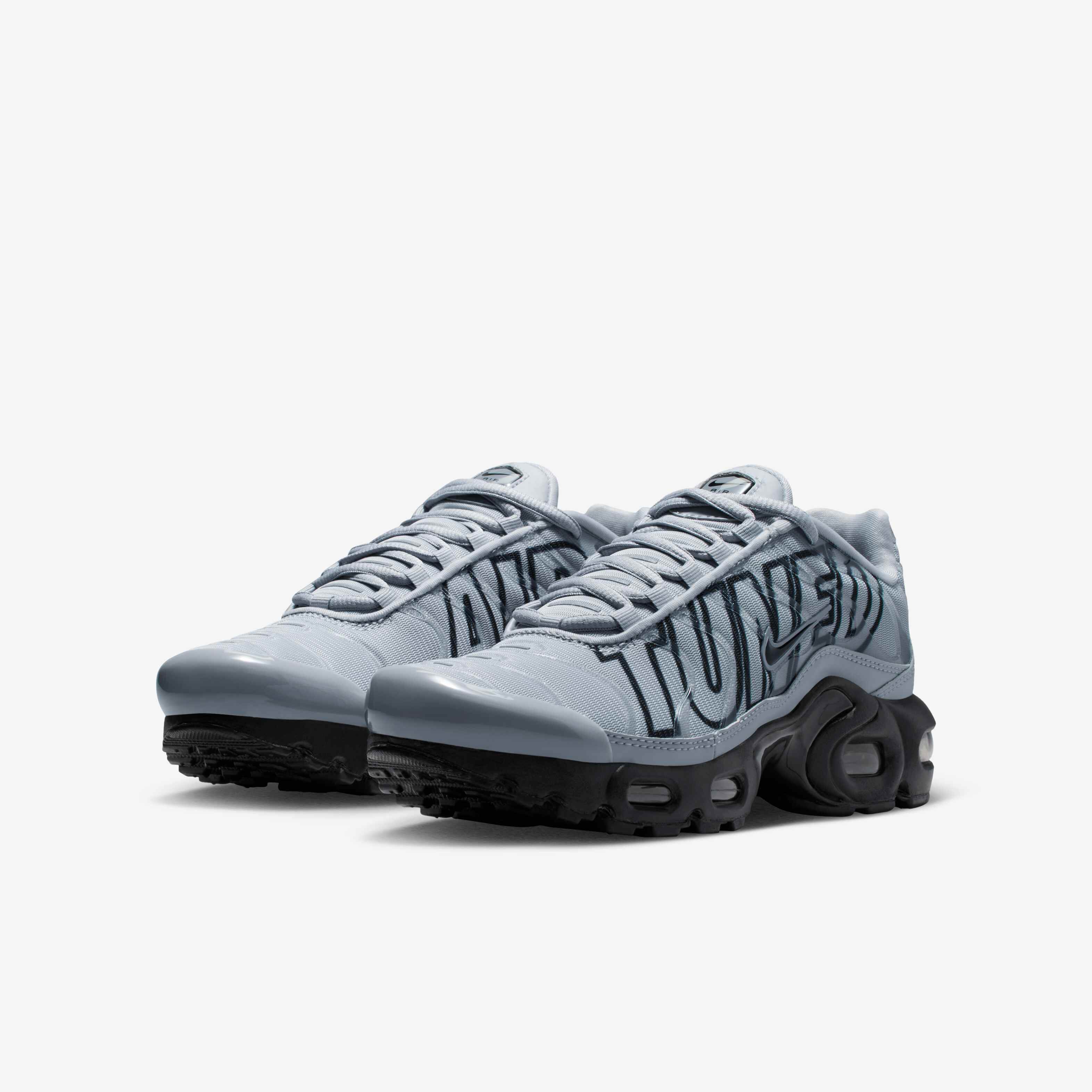 Nike Air Max Plus image number 4