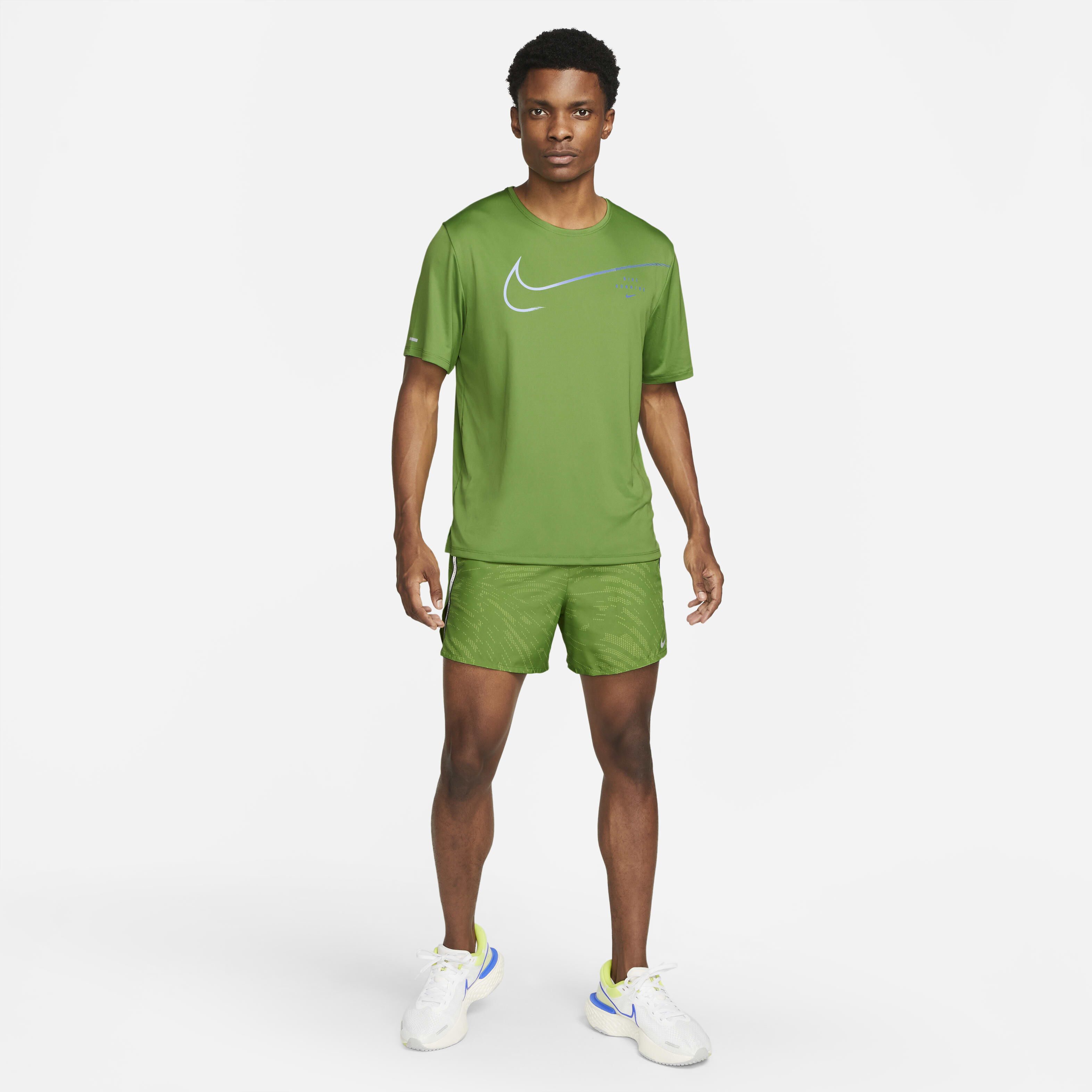 Nike Dri-FIT UV Run Division Miler image number 4