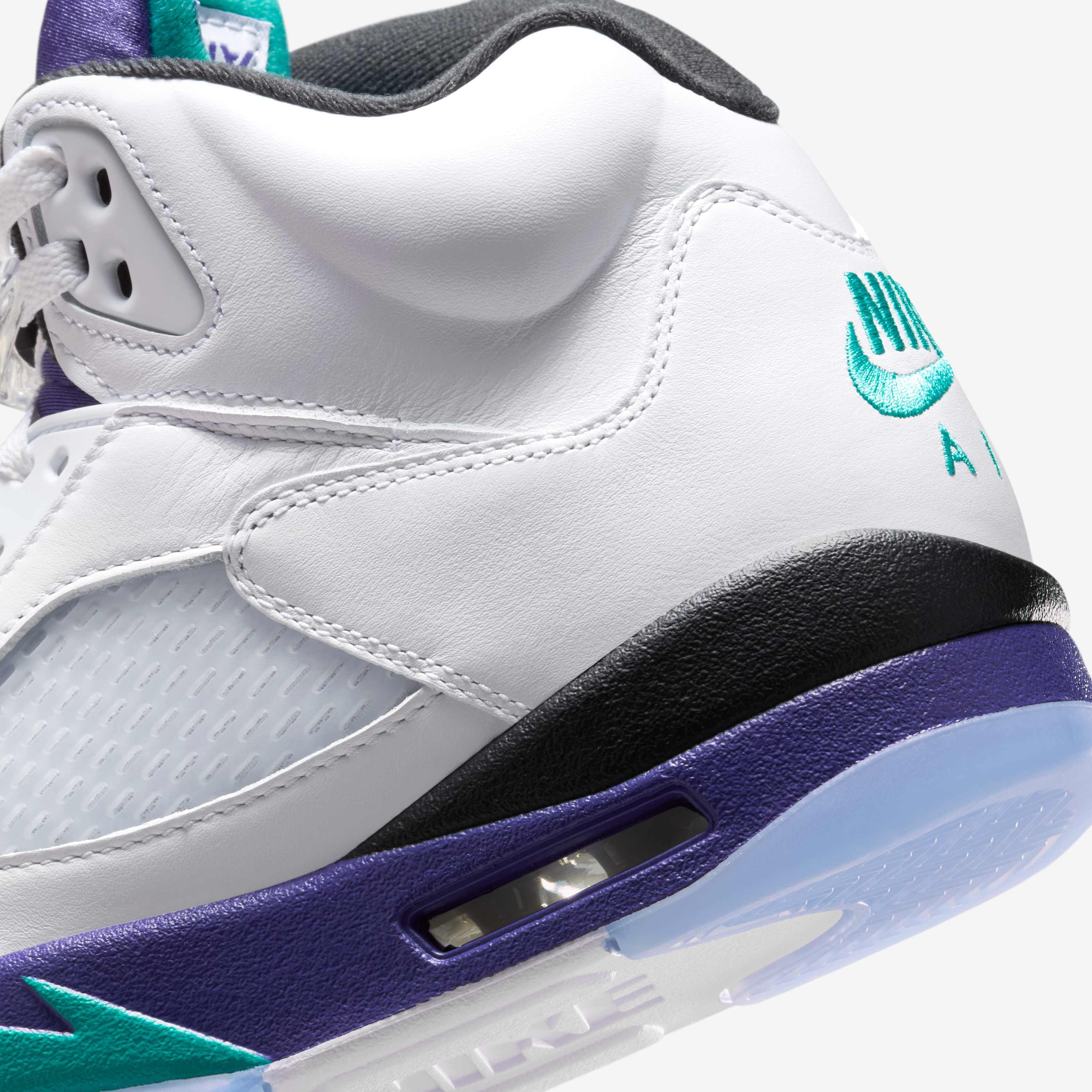Air Jordan 5 Retro 'Grape' image number 7