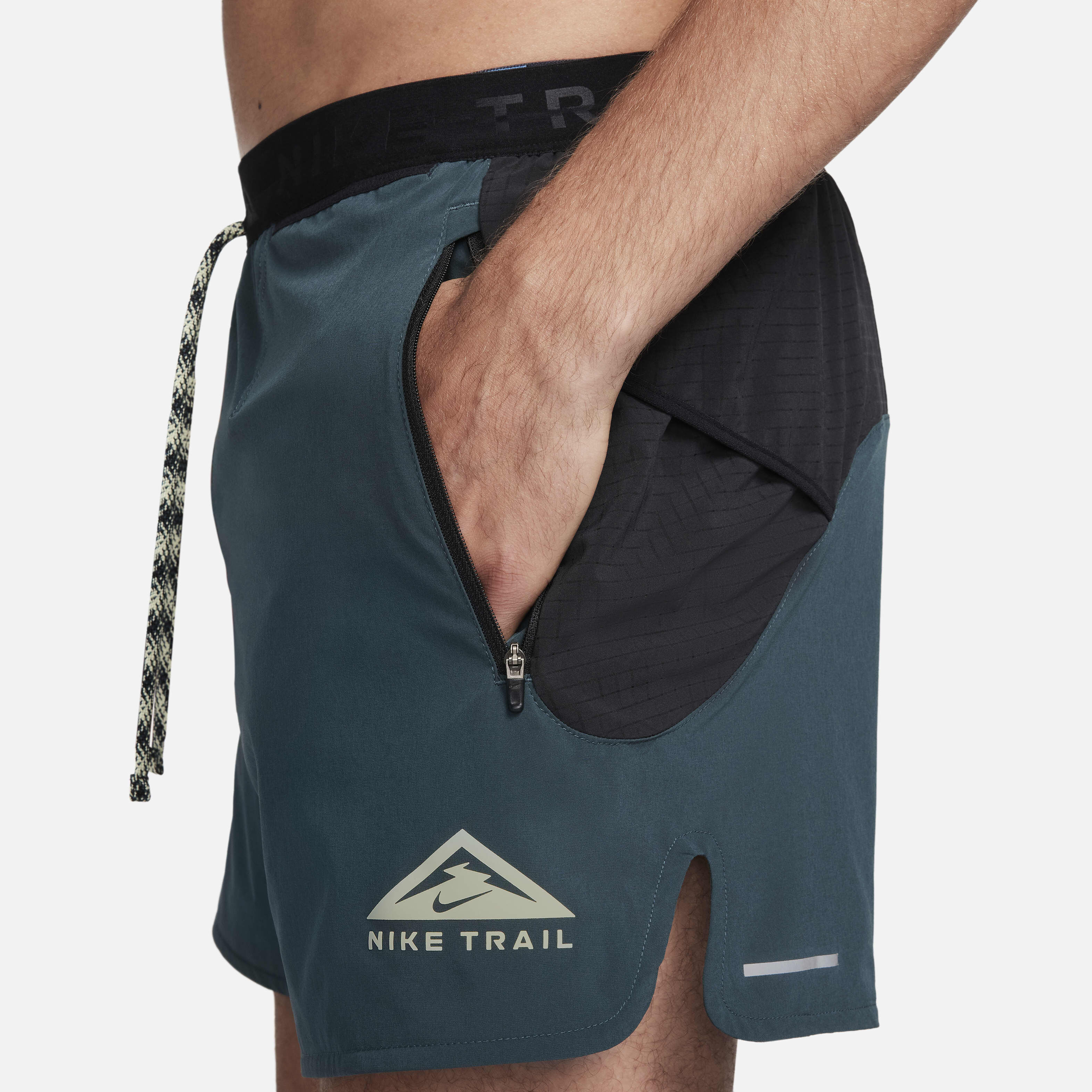 Nike Trail Second Sunrise image number 3