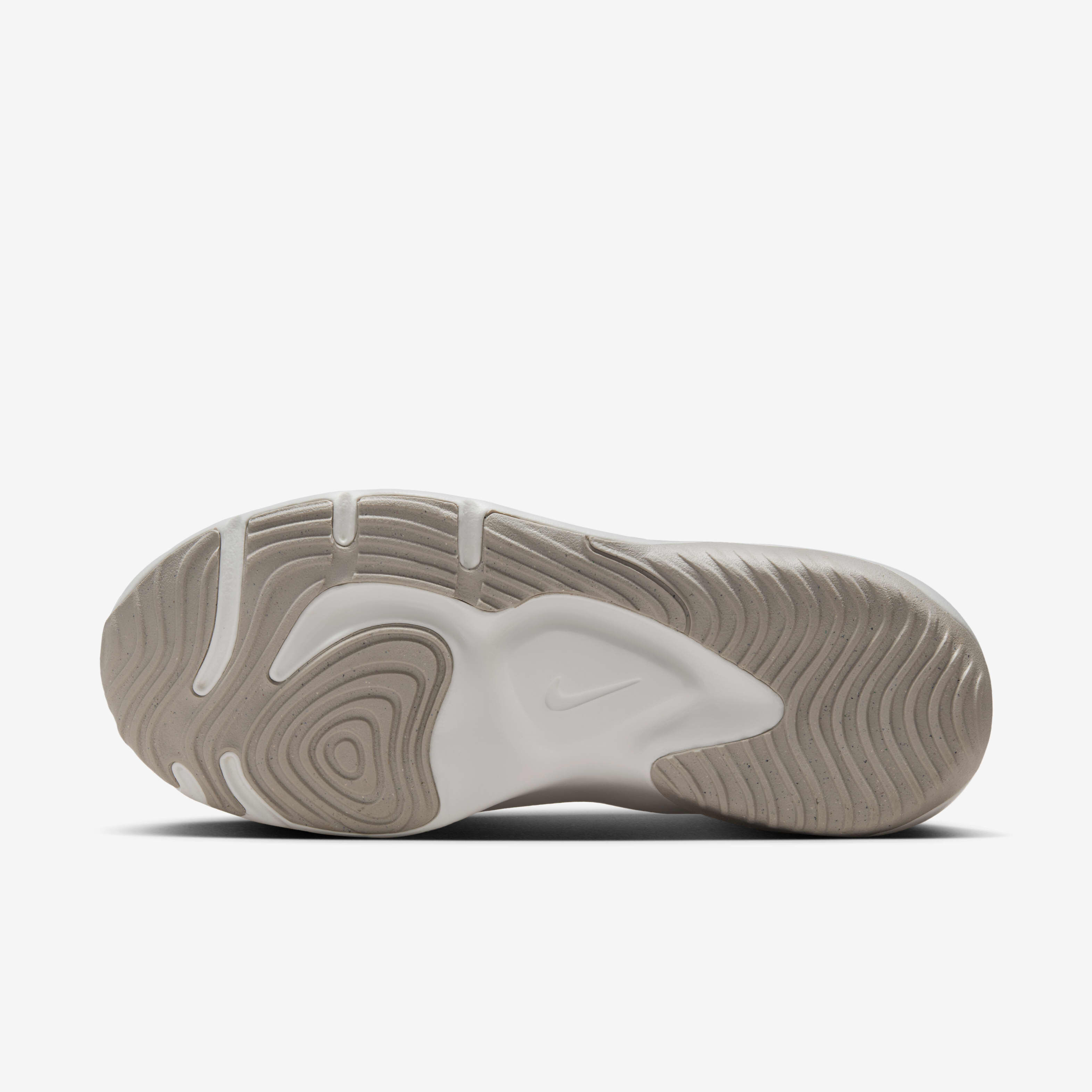Nike Legend Essential 3 Next Nature image number 1