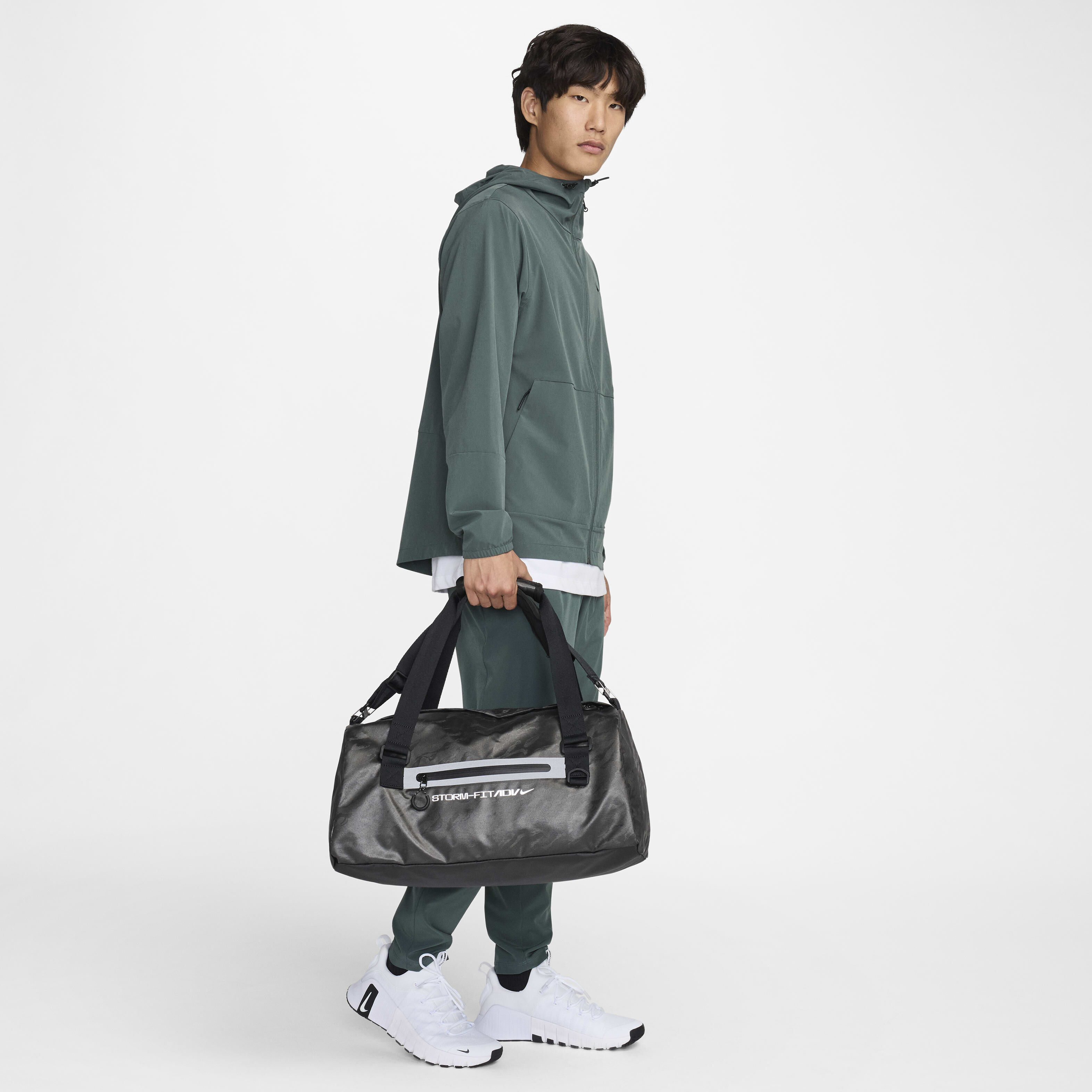 Nike waterproof duffel bag outlet