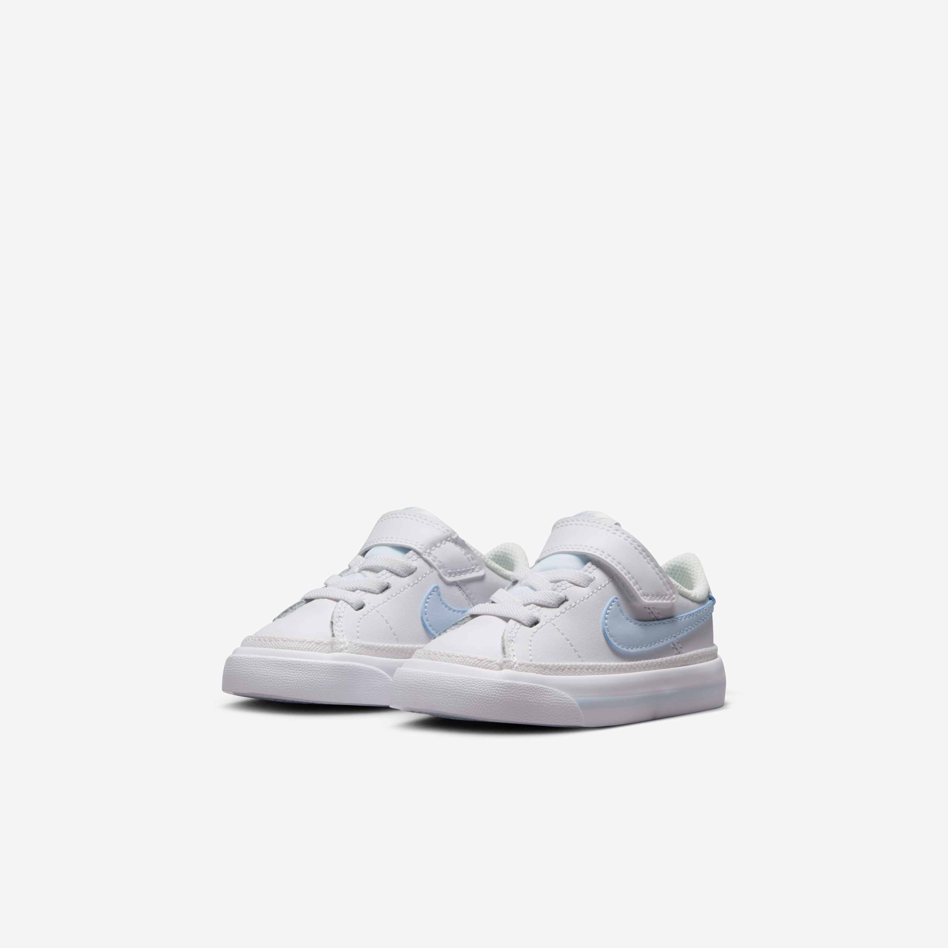NikeCourt Legacy image number 4