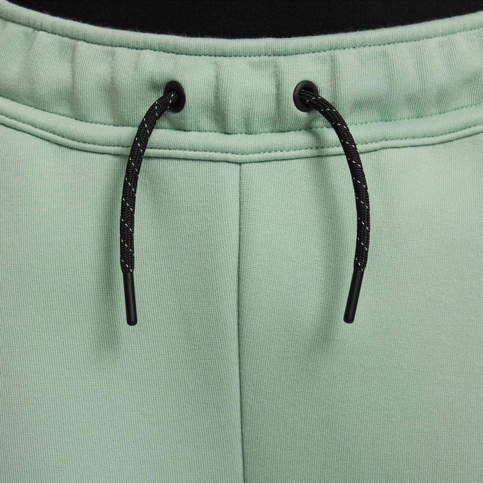 نايكي سبورتسوير تك فليس image number 2 نايكي سبورتسوير تك فليس image number 2