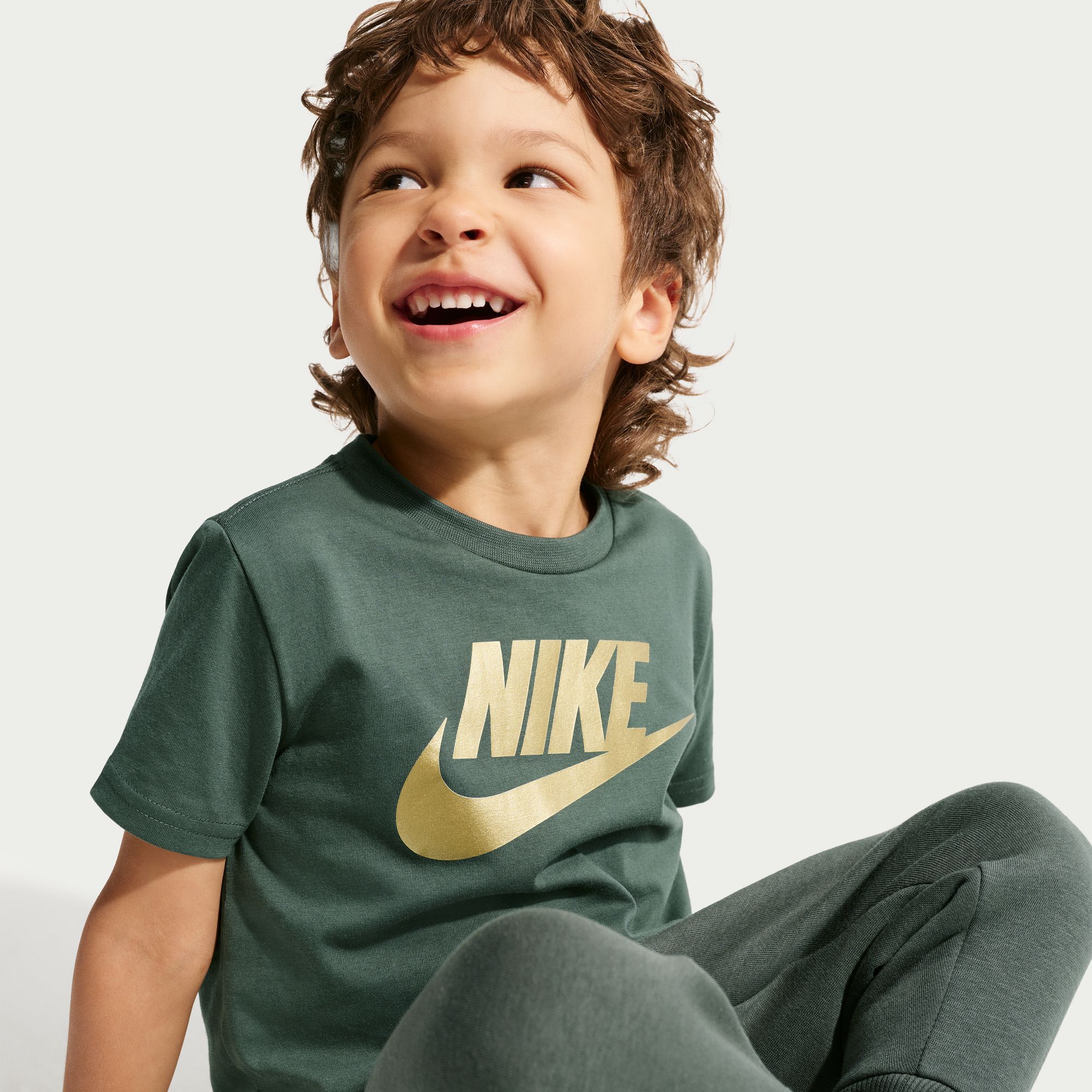 Nike image number 4