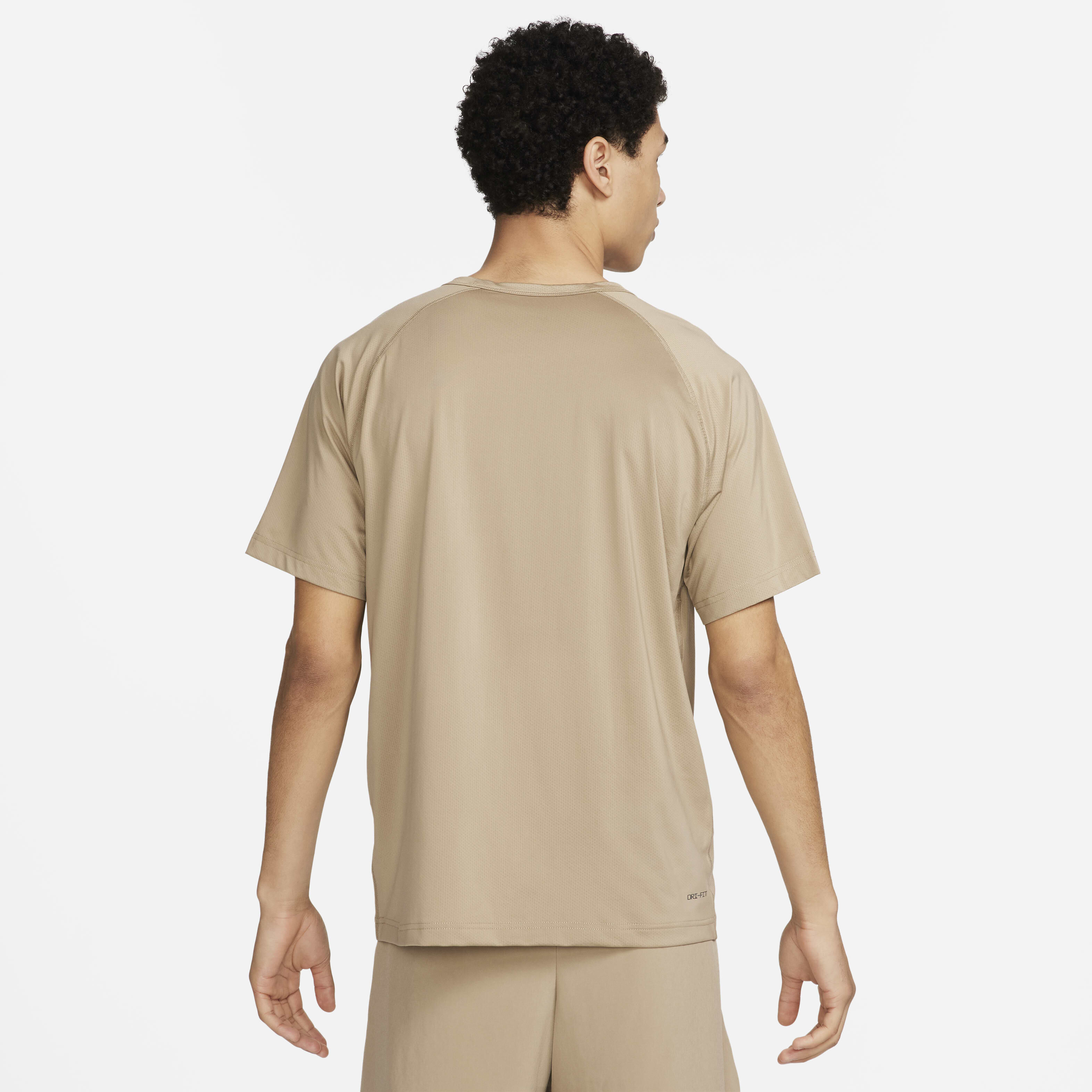 نايكي ريدي image number 1