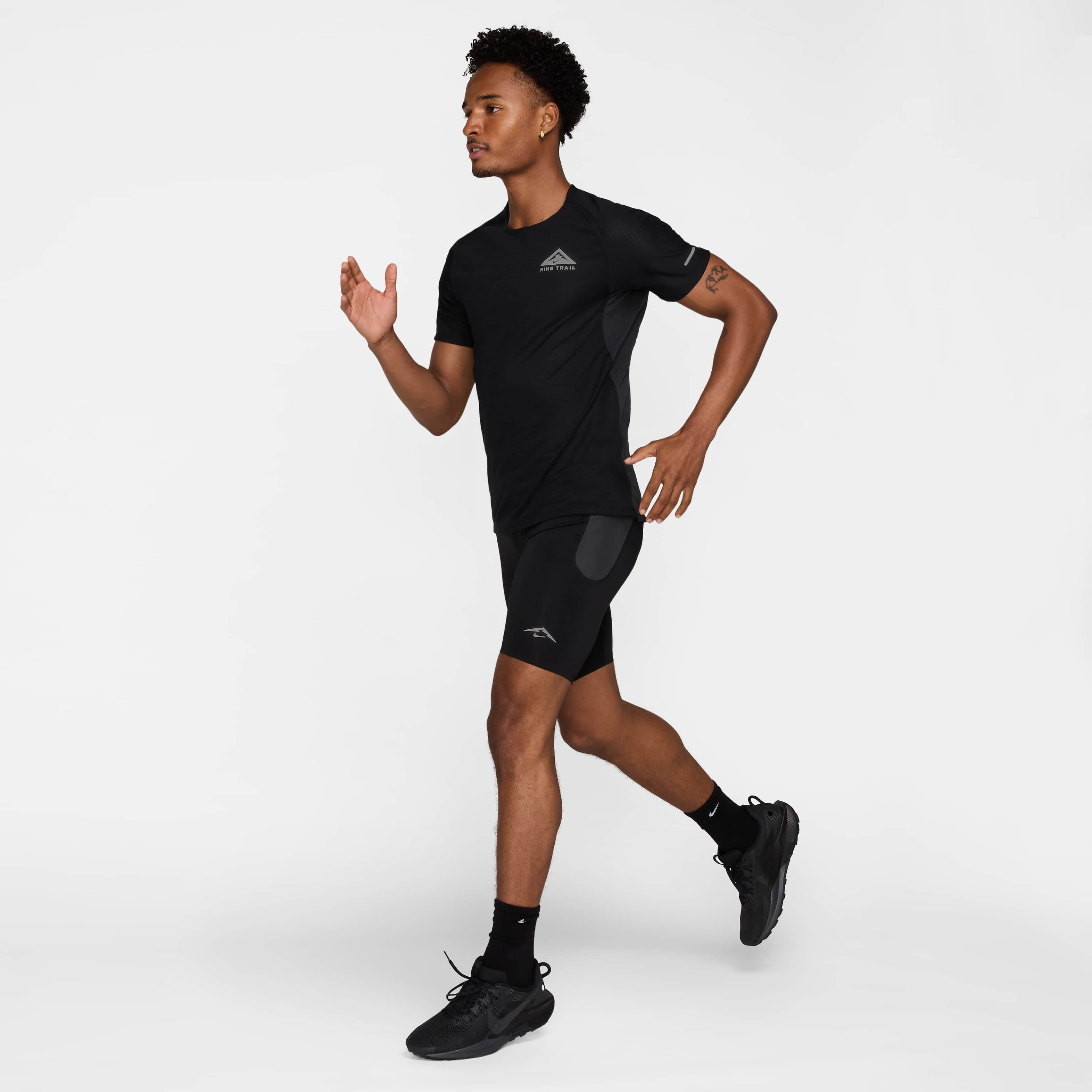 نايكي لافا لويز image number 9