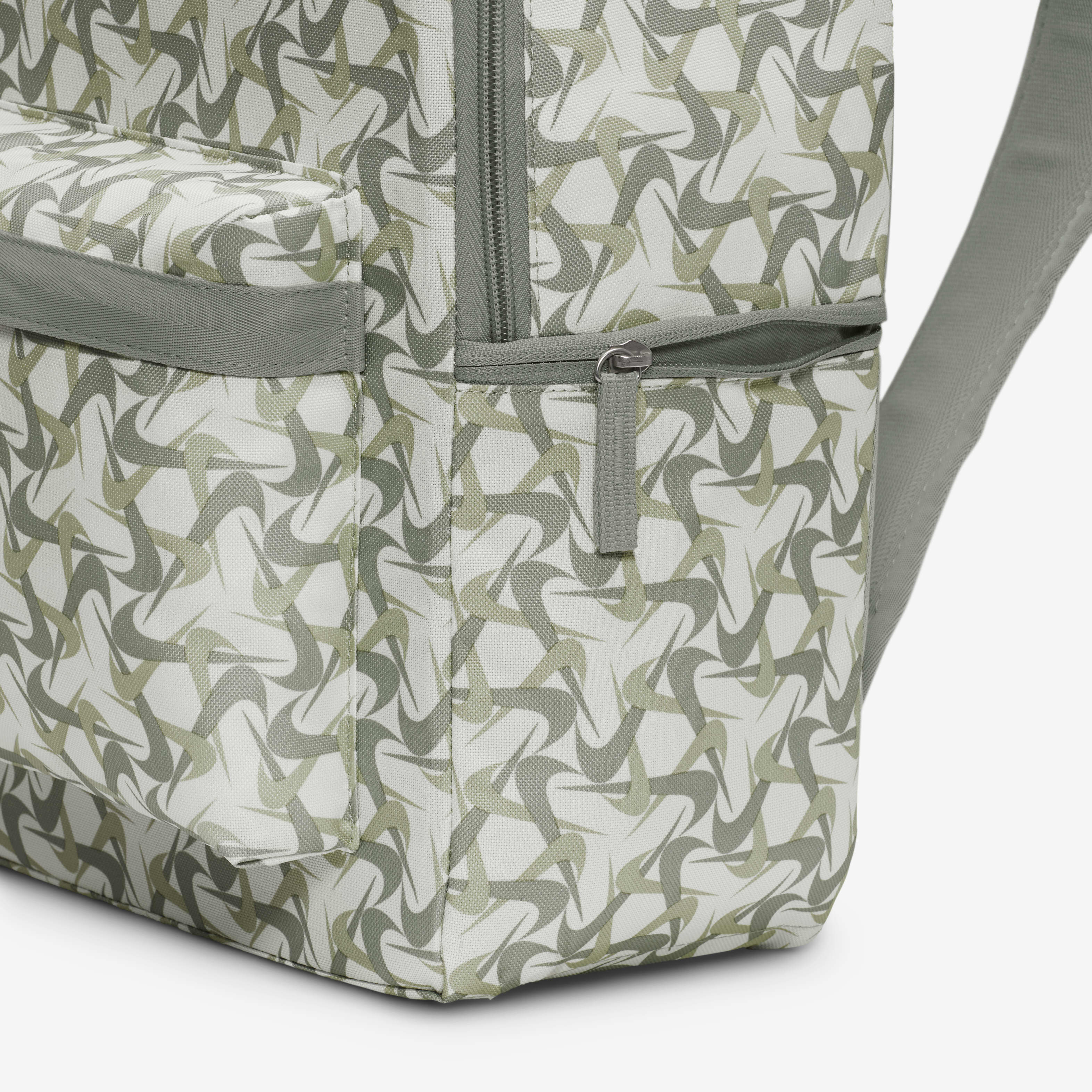 نايكي هيرتدج image number 6