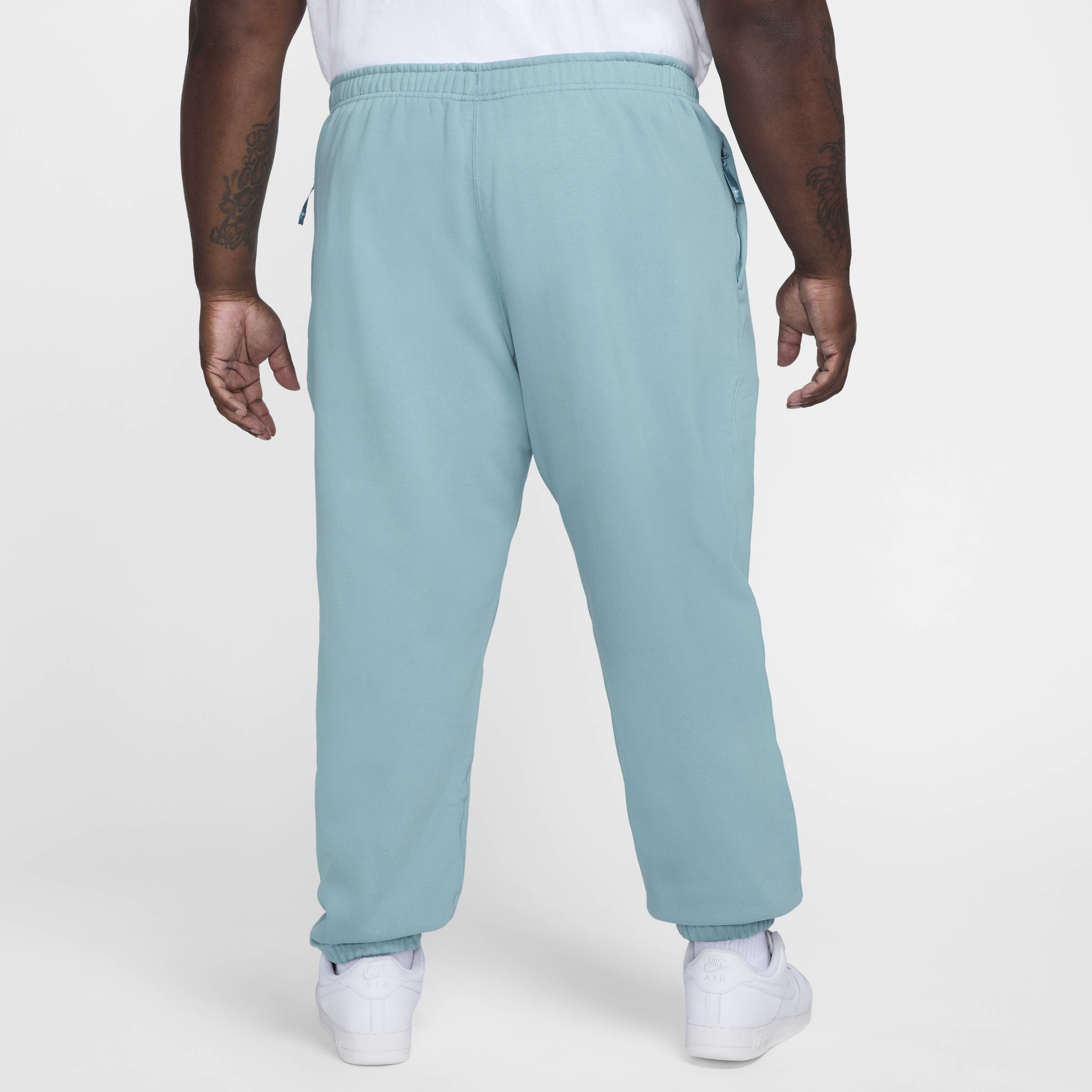 Nike Solo Swoosh image number 8