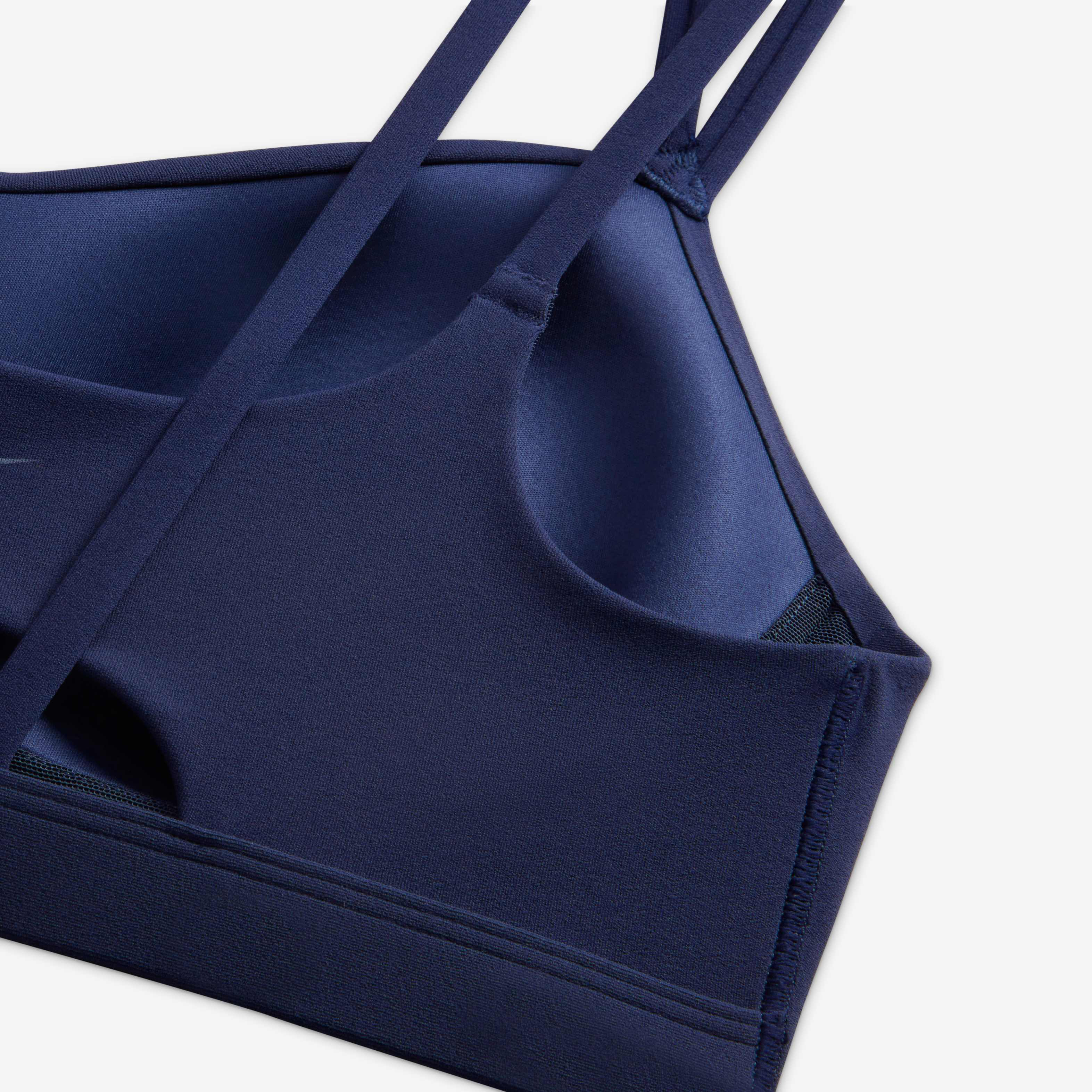 نايكي اليت ترايس image number 3