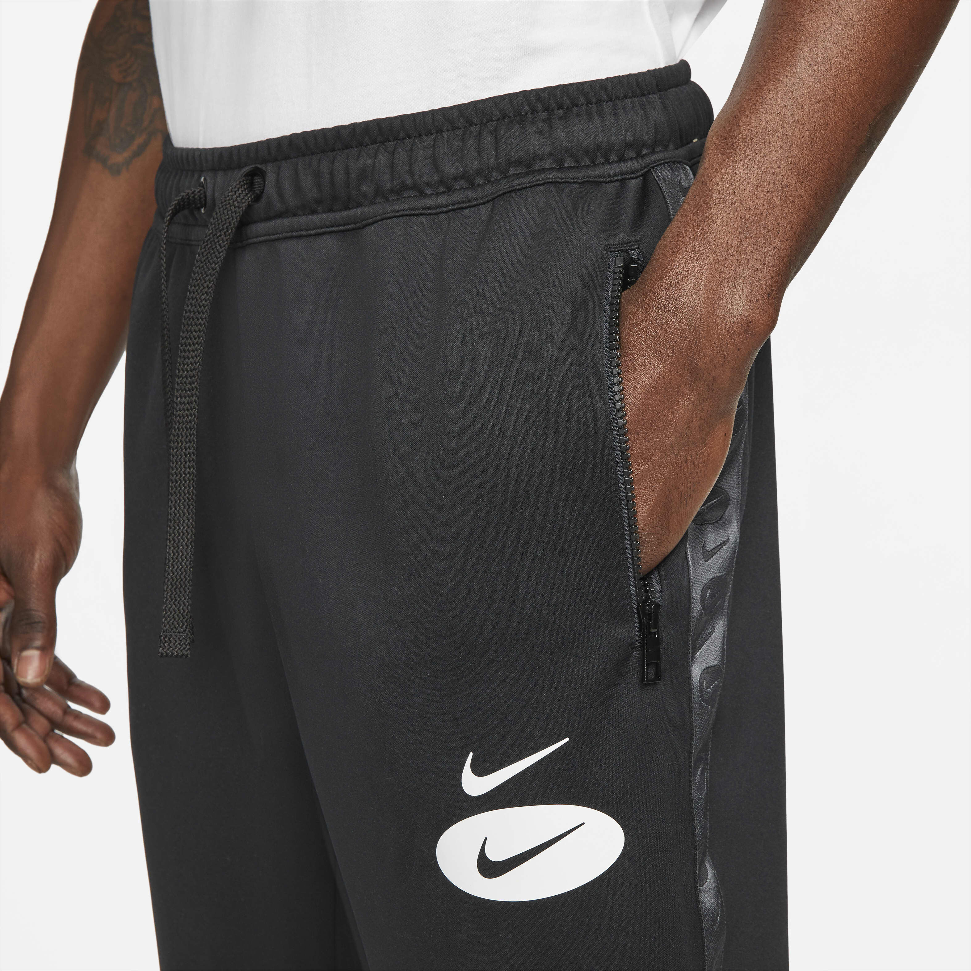 Nike Sportswear Swoosh League image number 2