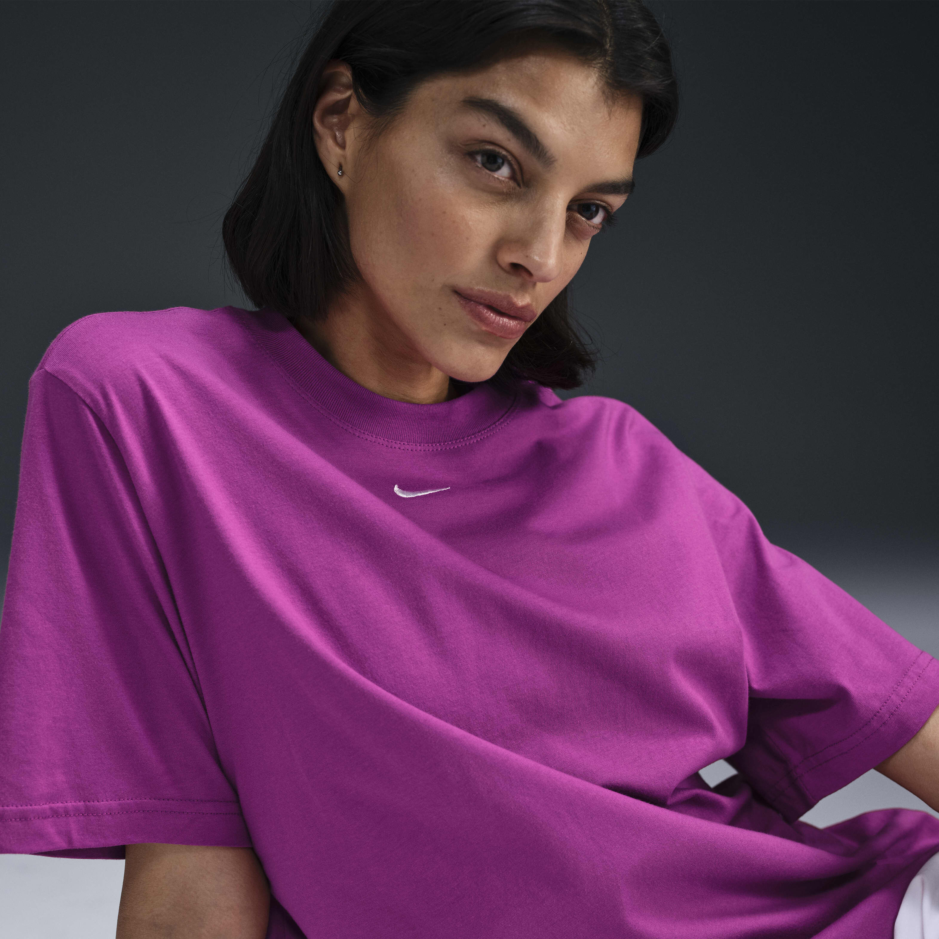 Nike Sportswear Essential image number 0