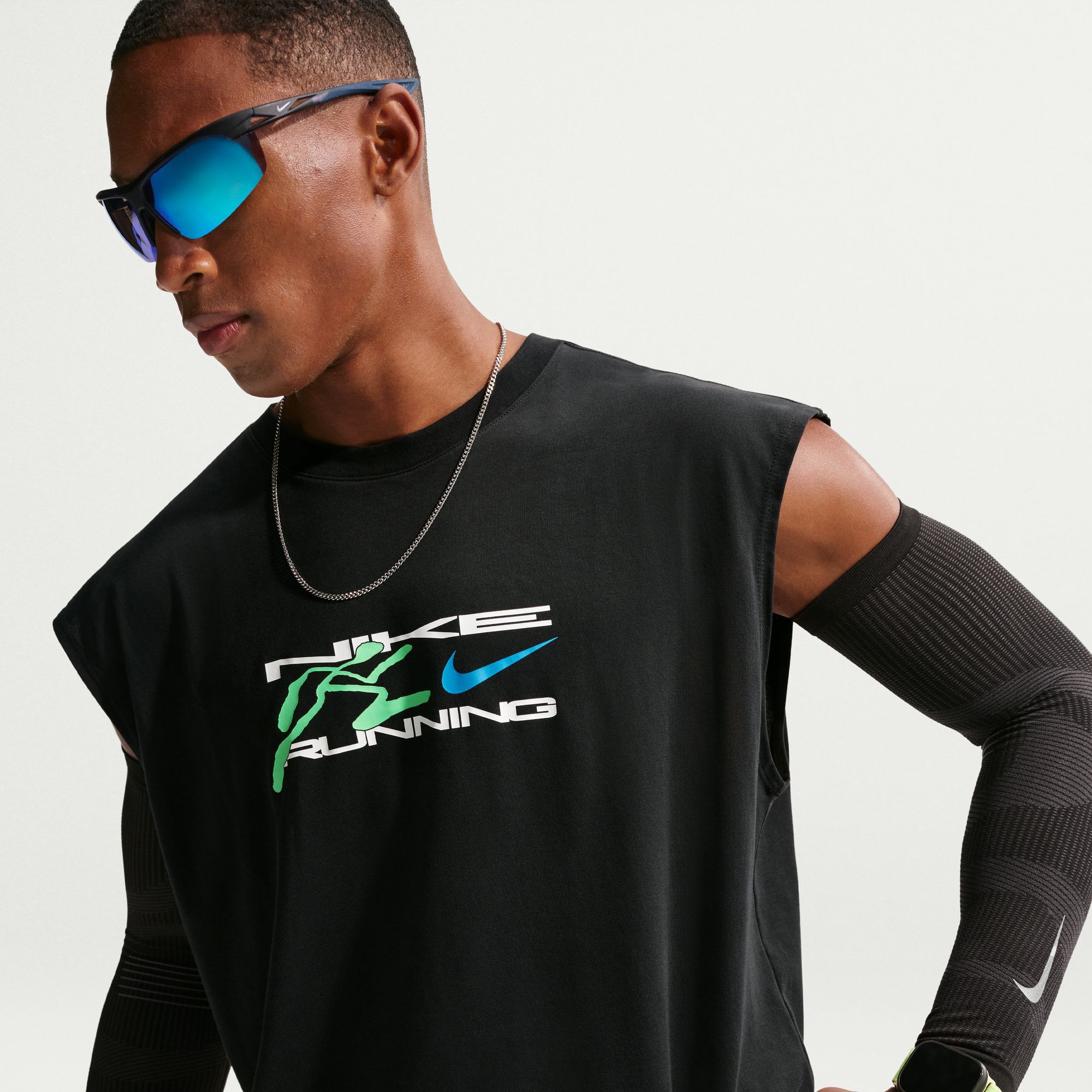 Nike image number 4
