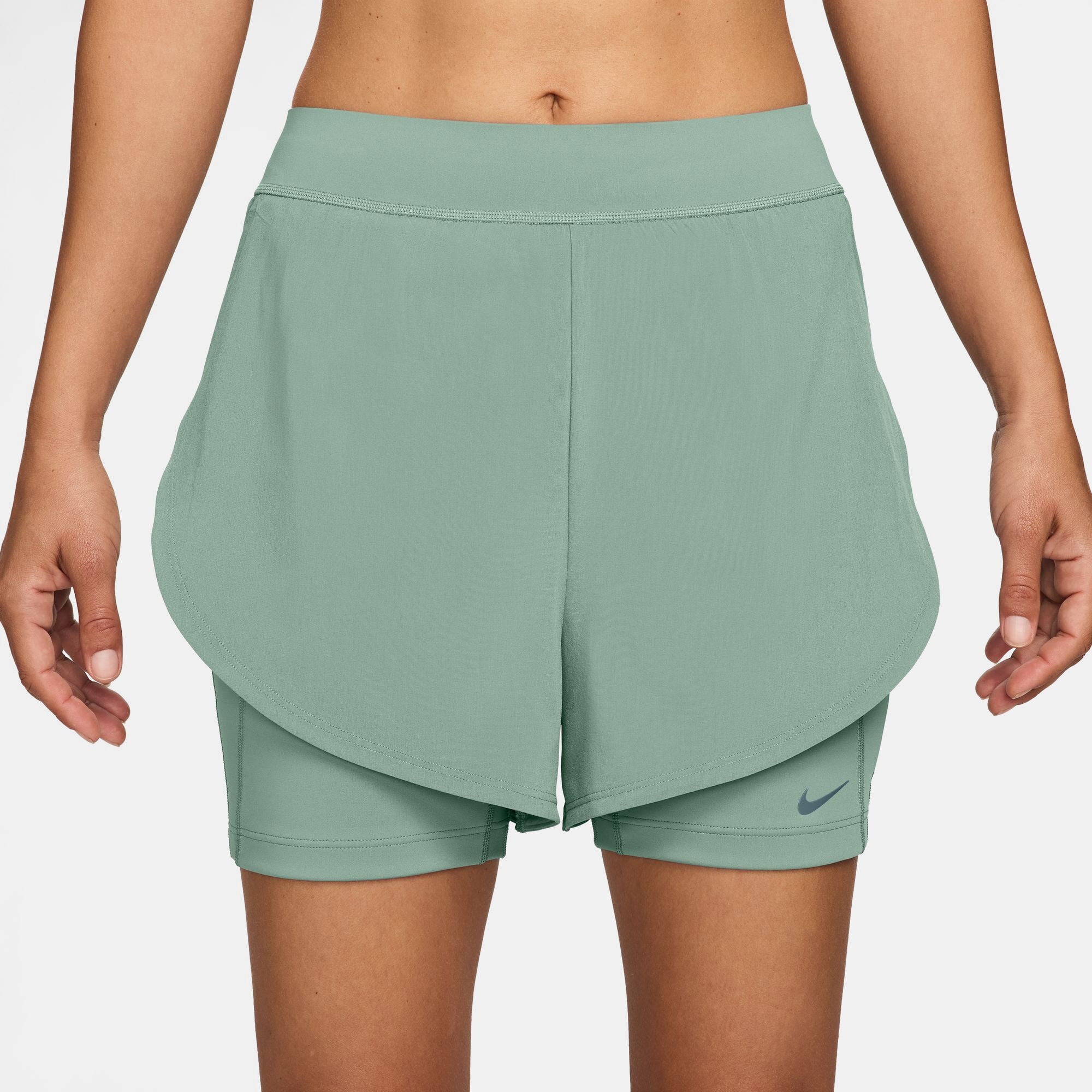 Nike Universa image number 0