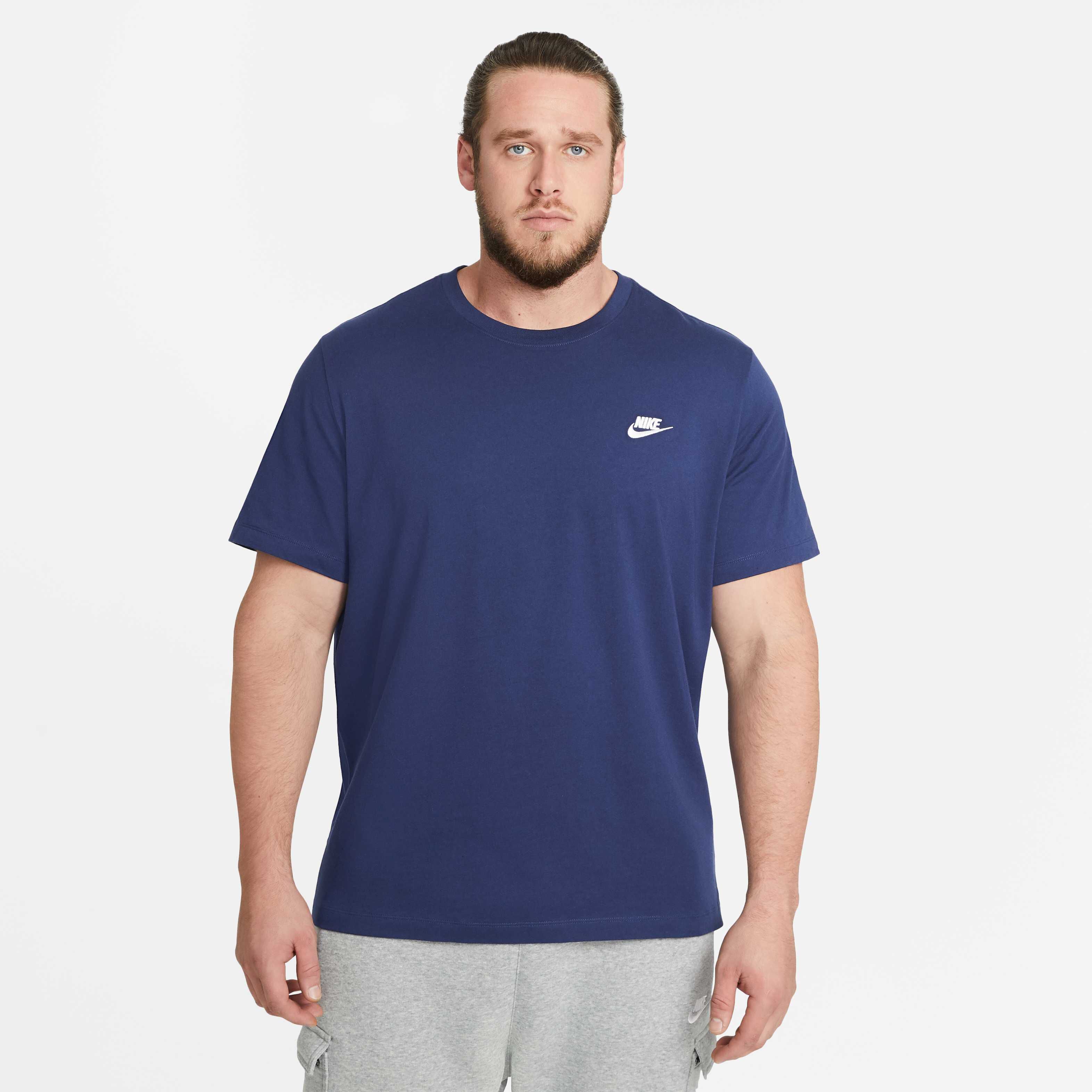 Nike Sportswear Club image number 5
