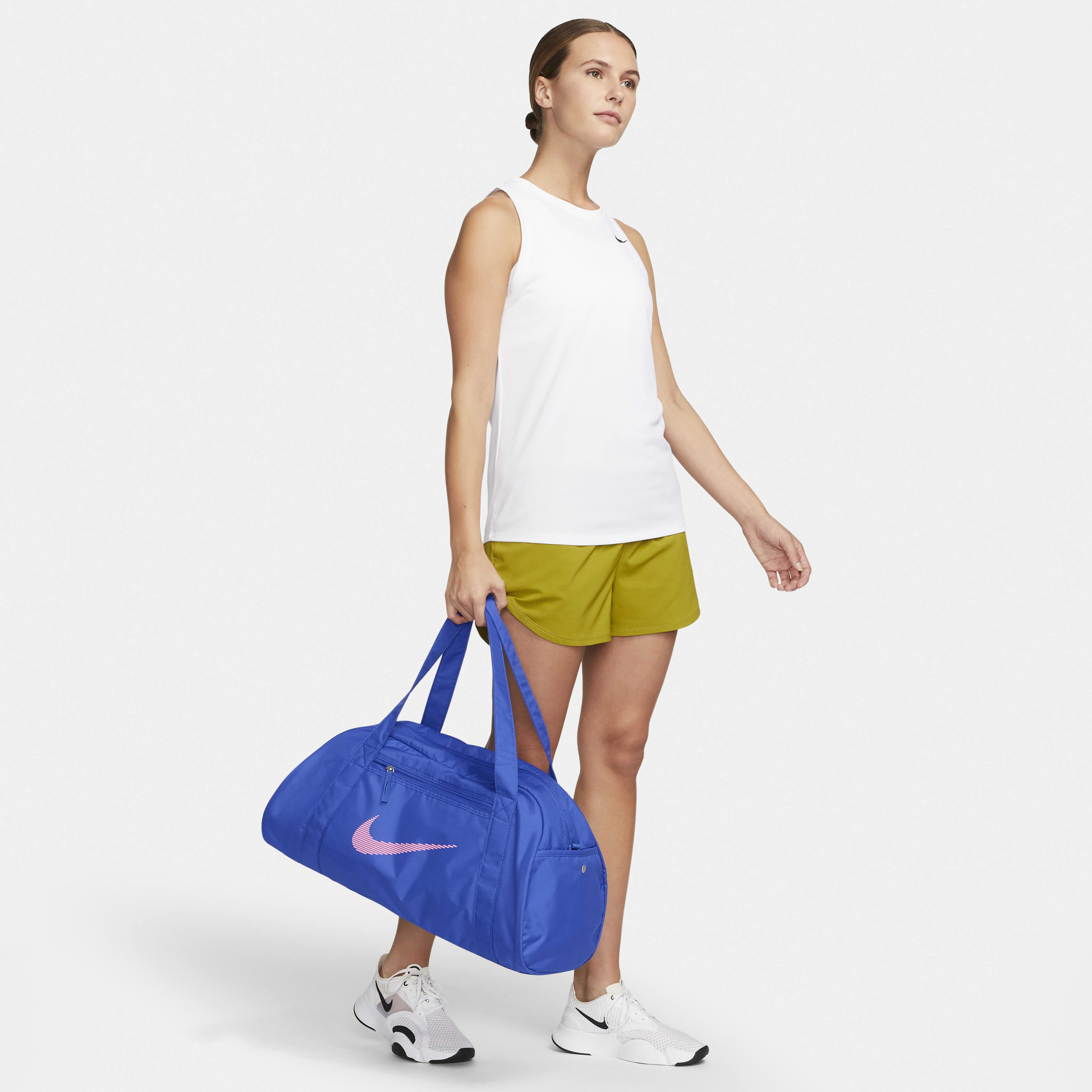 Nike Gym Club image number 10