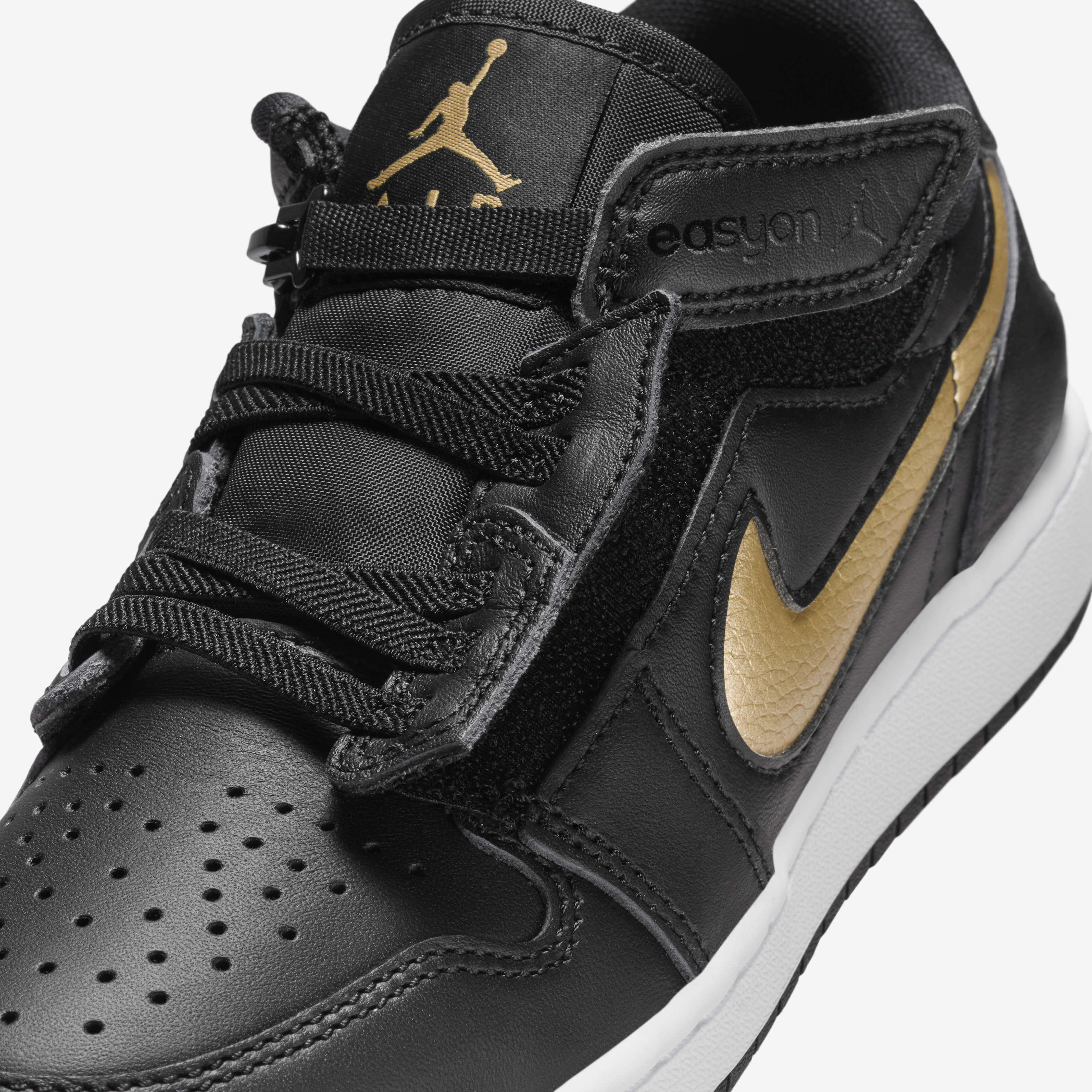 Jordan 1 black and gold low discount