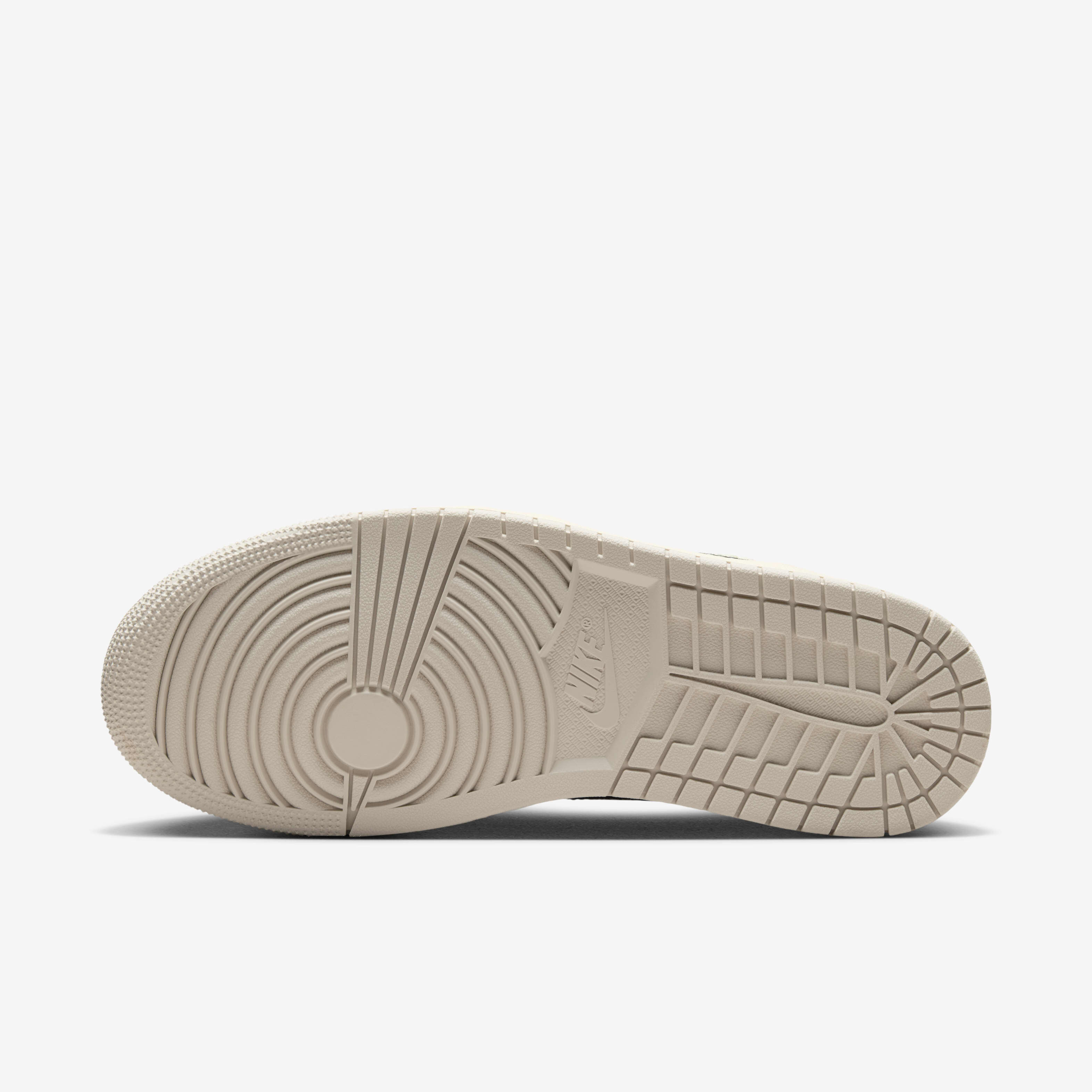 اير جوردن 1 لو SE image number 1