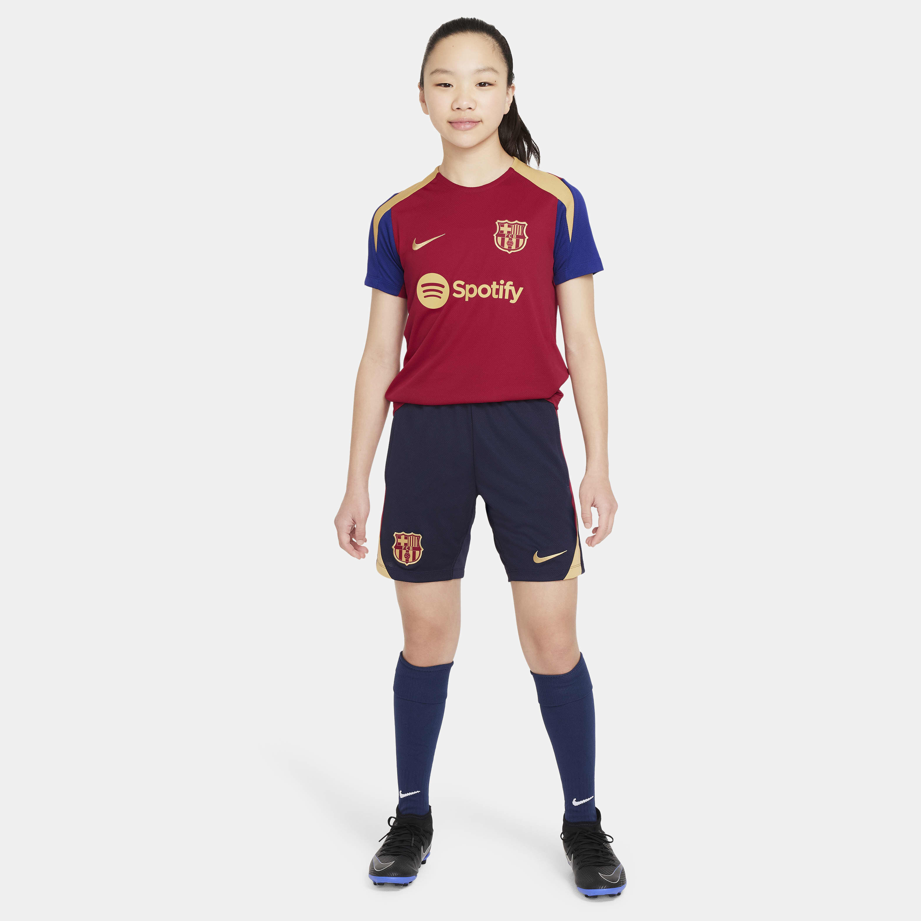 F.C. برشلونة سترايك image number 7