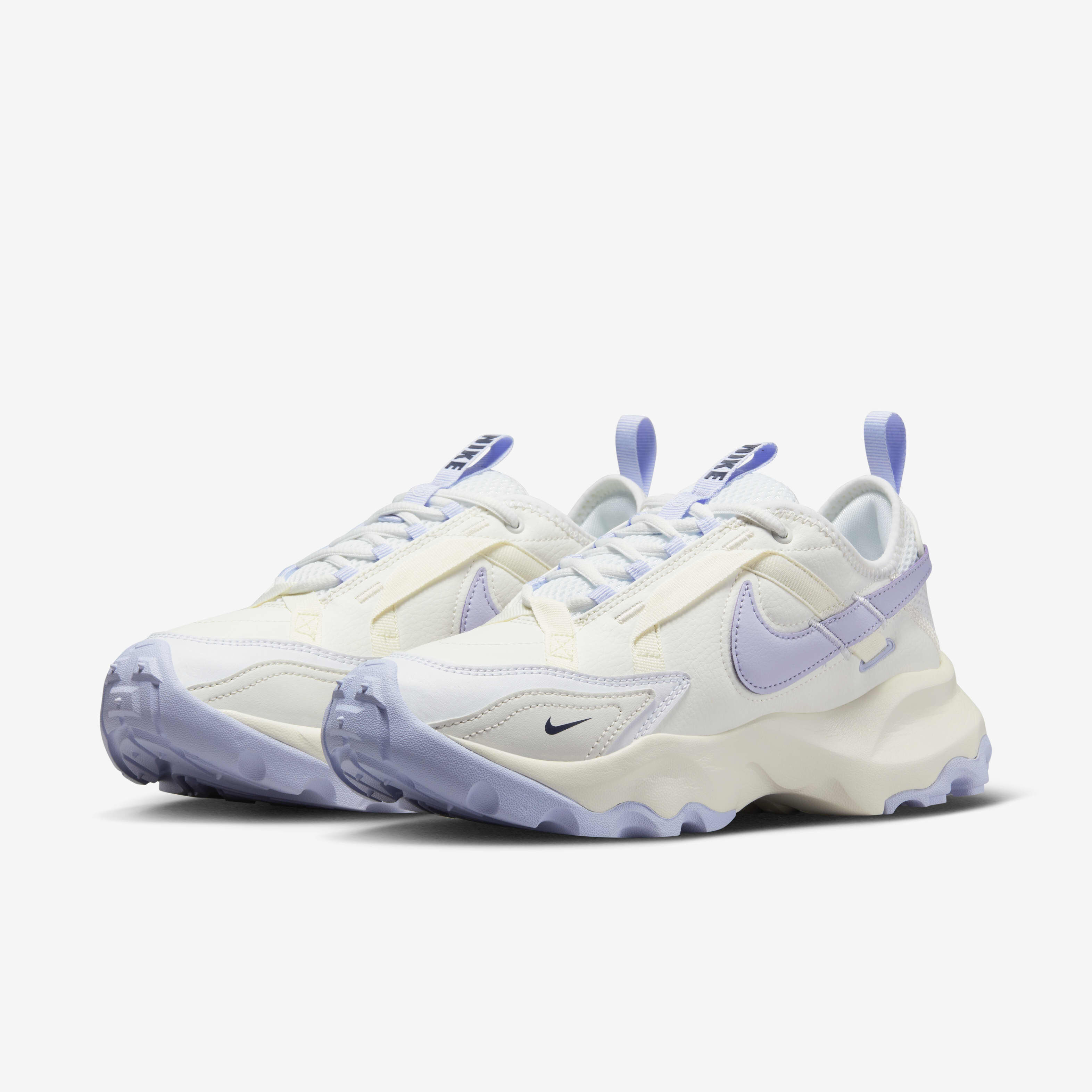 Buy Nike TC 7900 Premium Women's shoes - Summit White/Phantom