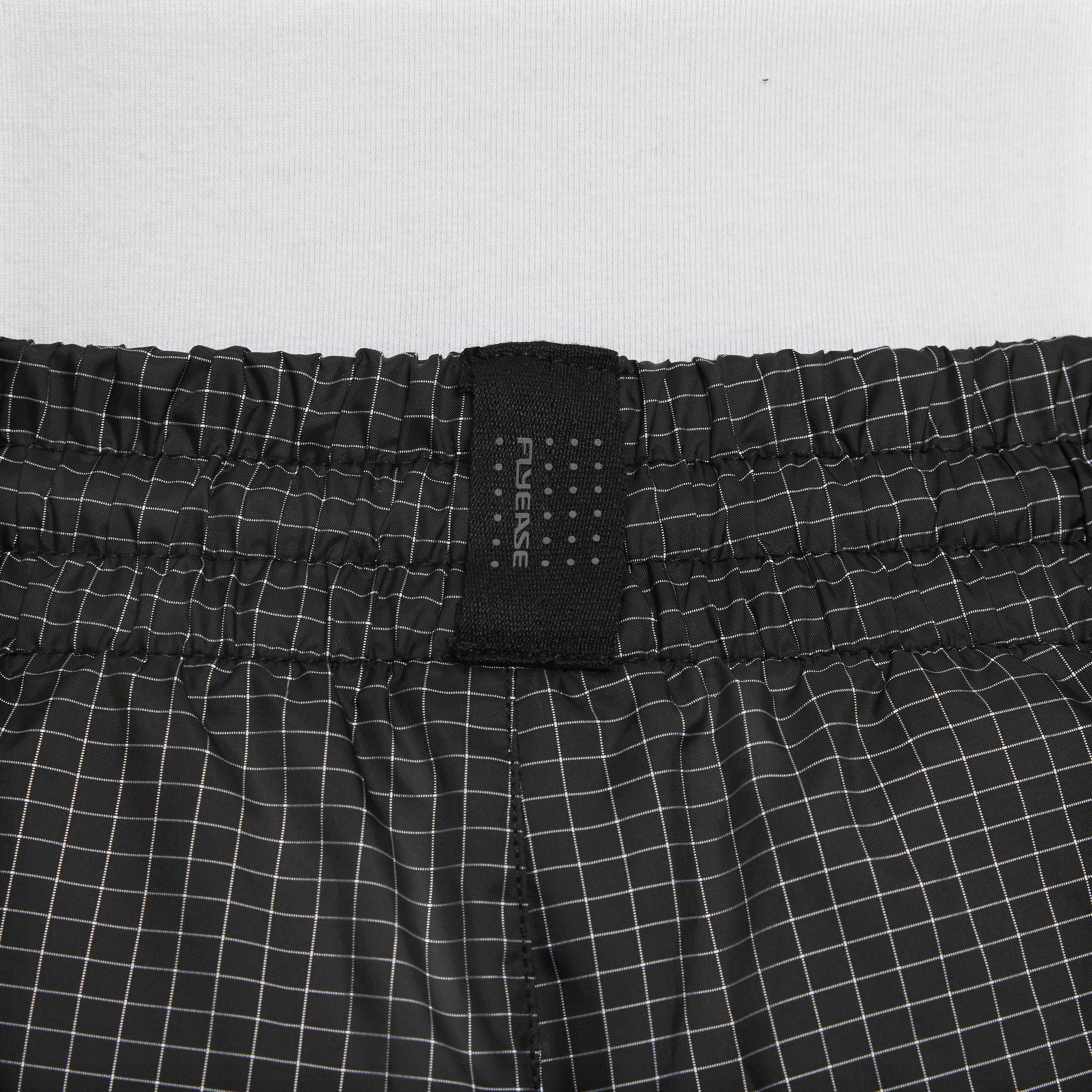 Nike Outdoor Play EasyOn image number 6