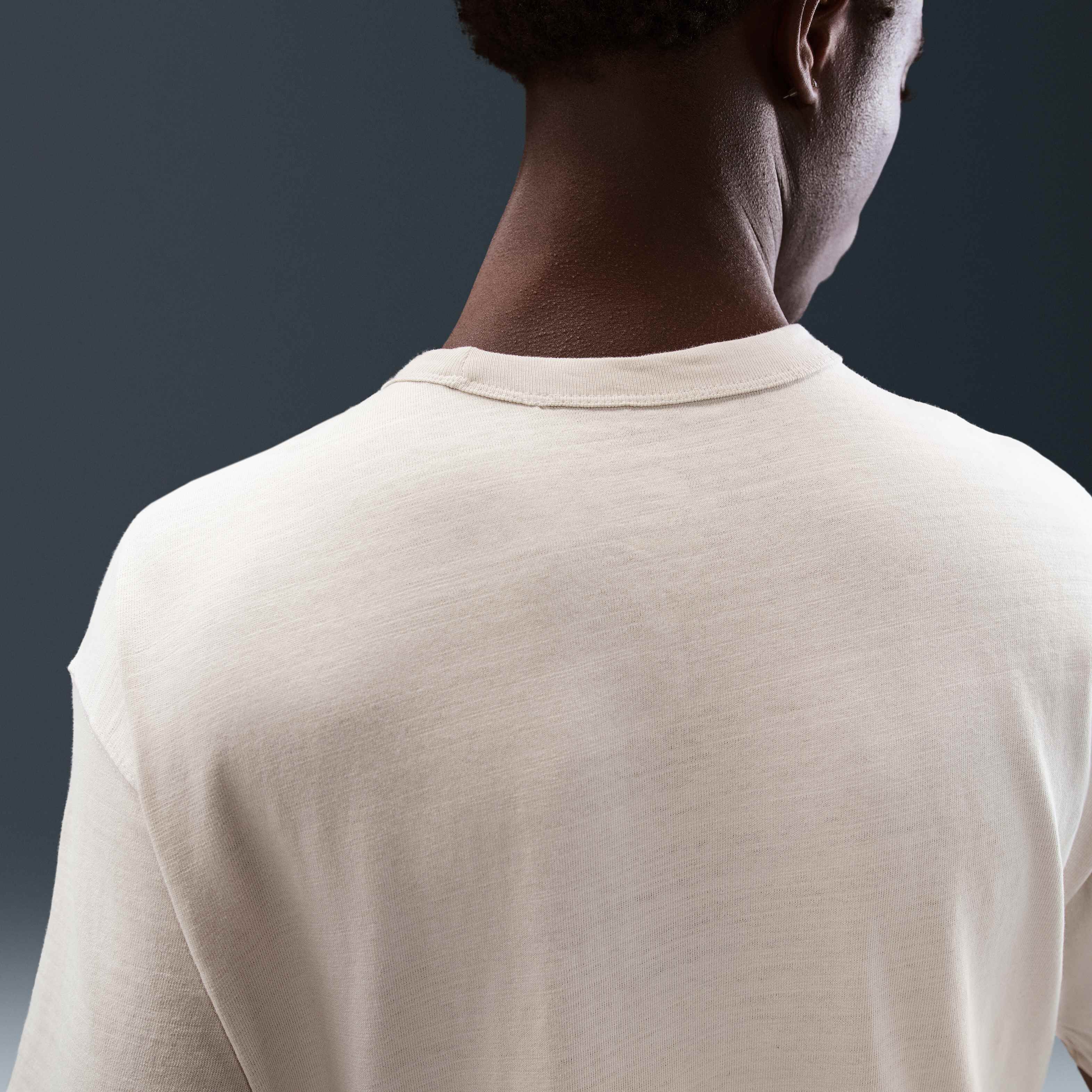 نايكي سبورتسوير بريميوم ايسنشالز image number 1