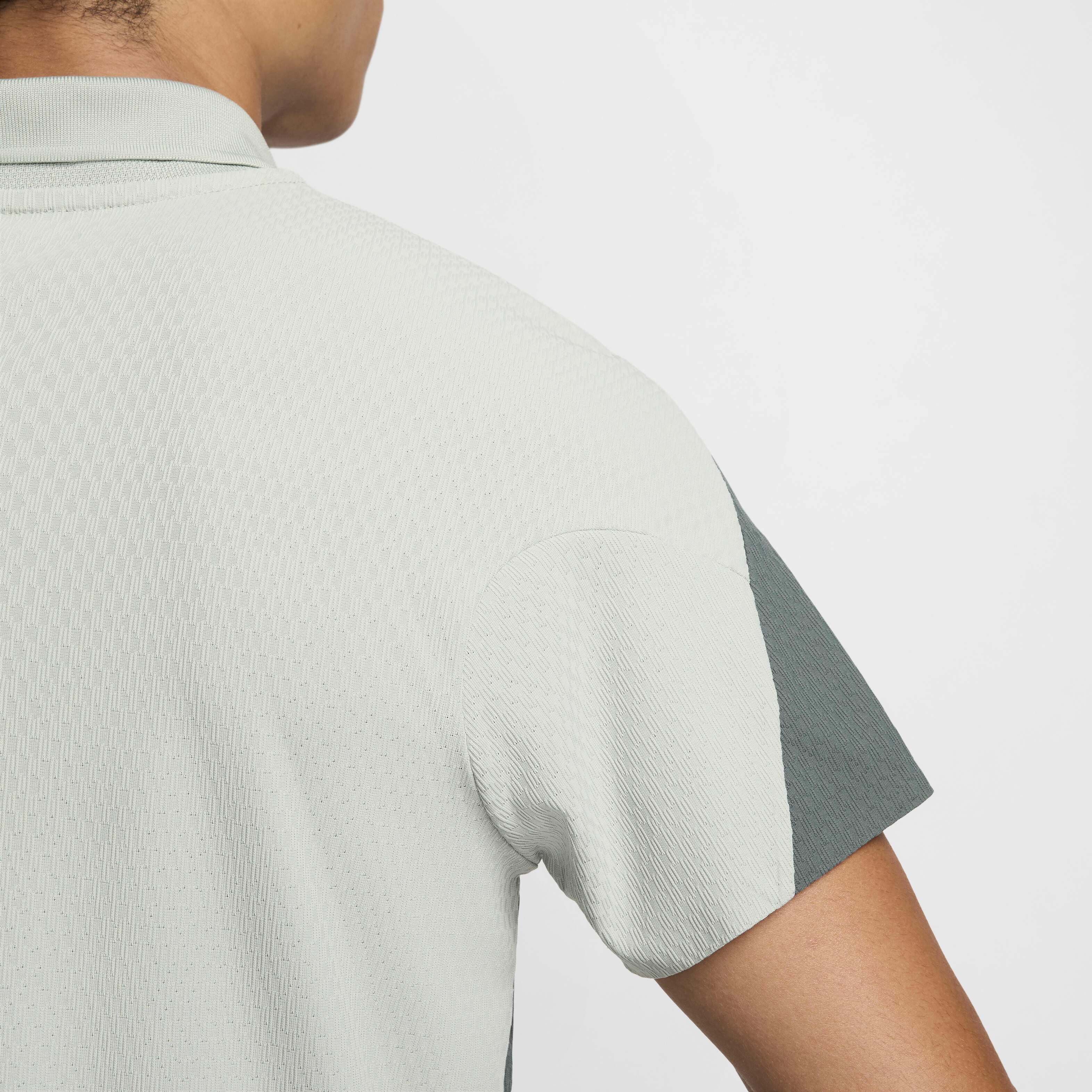 نايكي كورت سلام التيميت image number 3