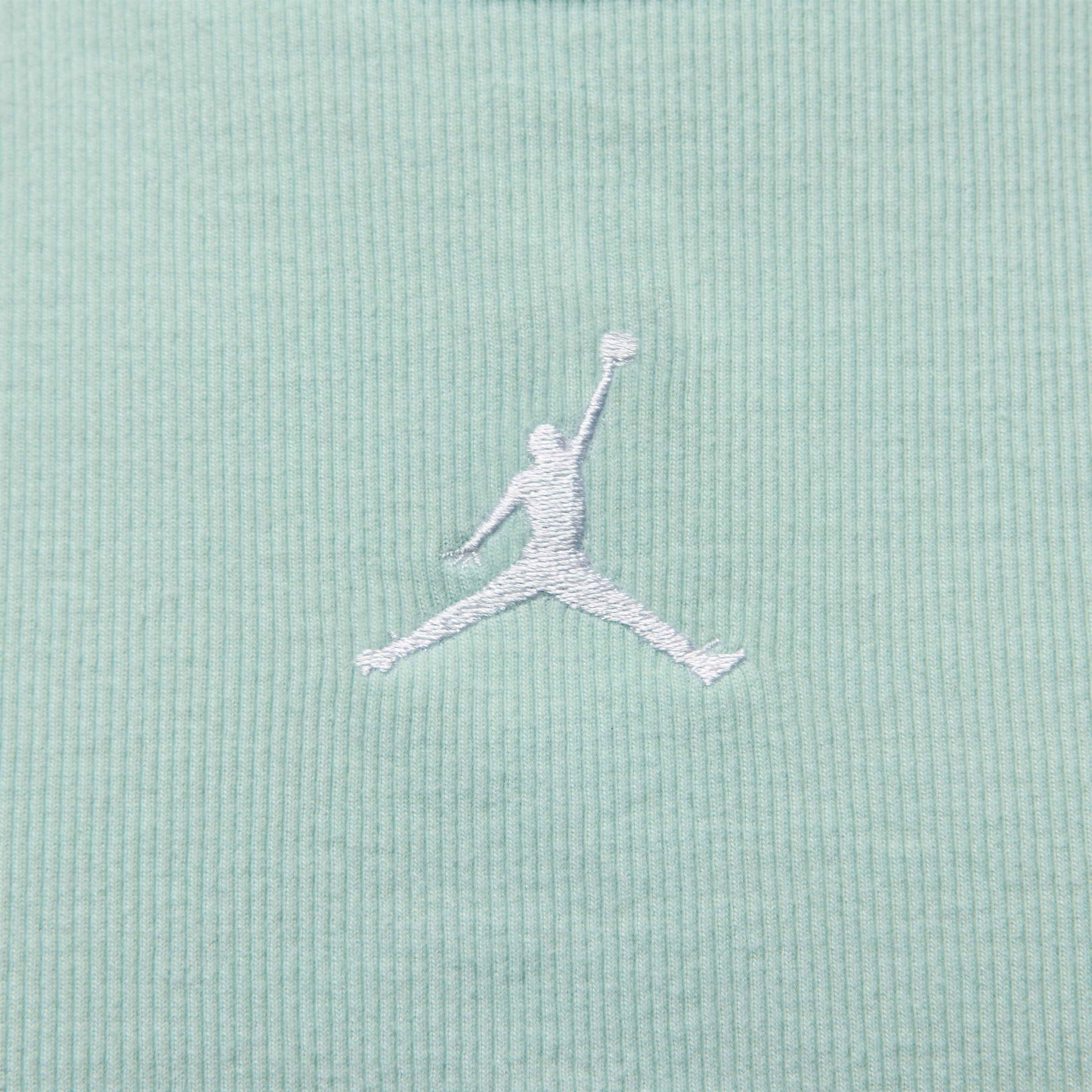 Jordan Essentials image number 3