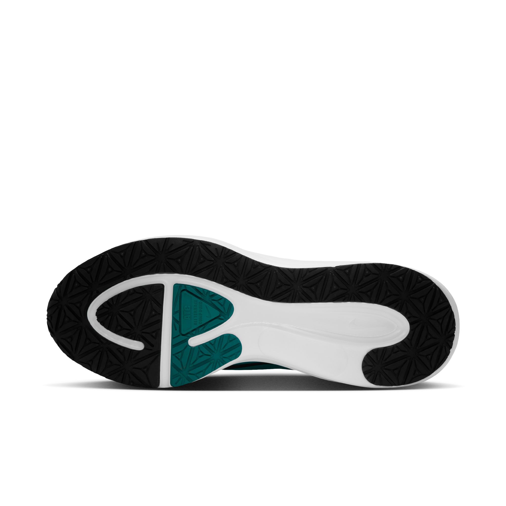 Nike Revolution 8 Utility image number 8