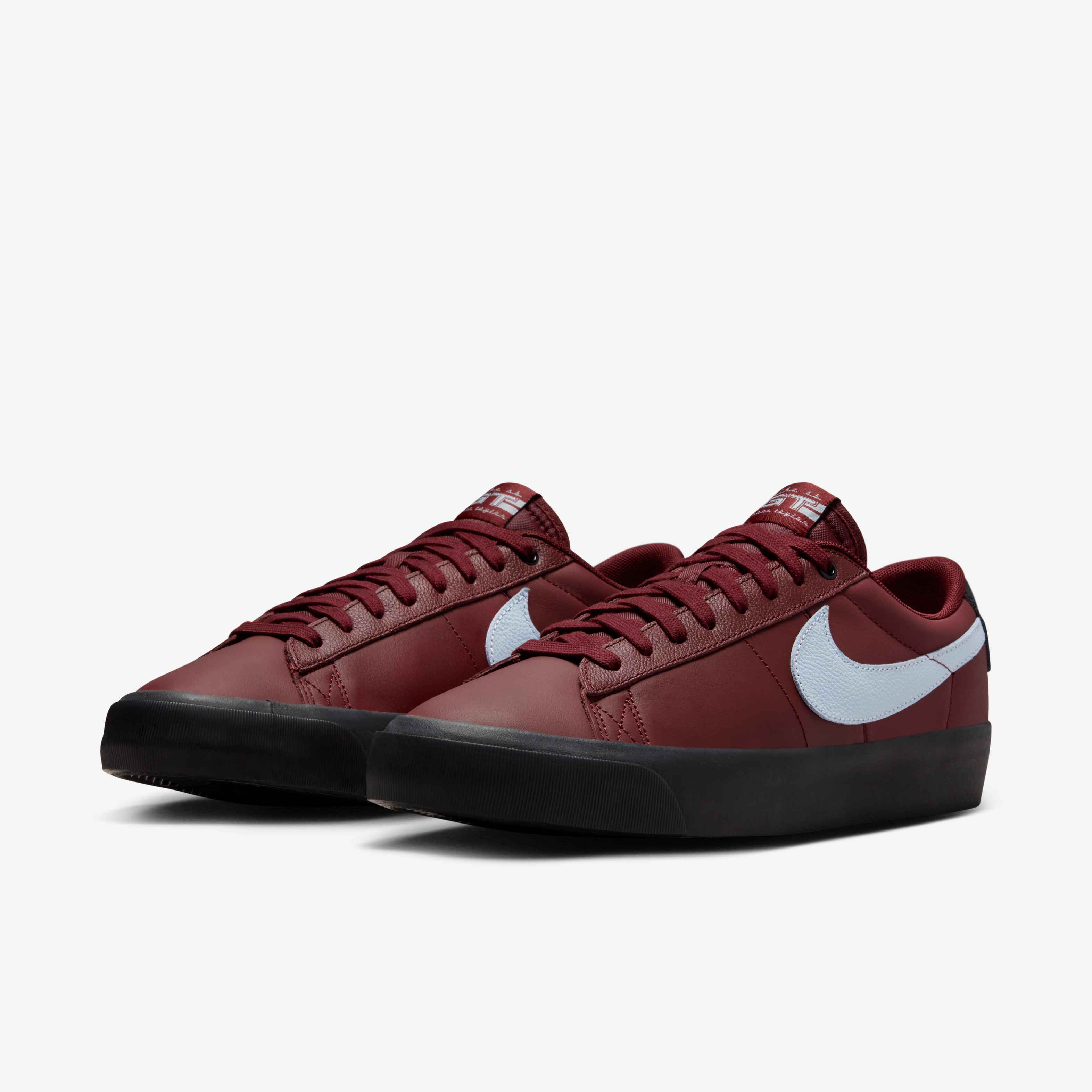 Nike SB Blazer Low Pro GT image number 4
