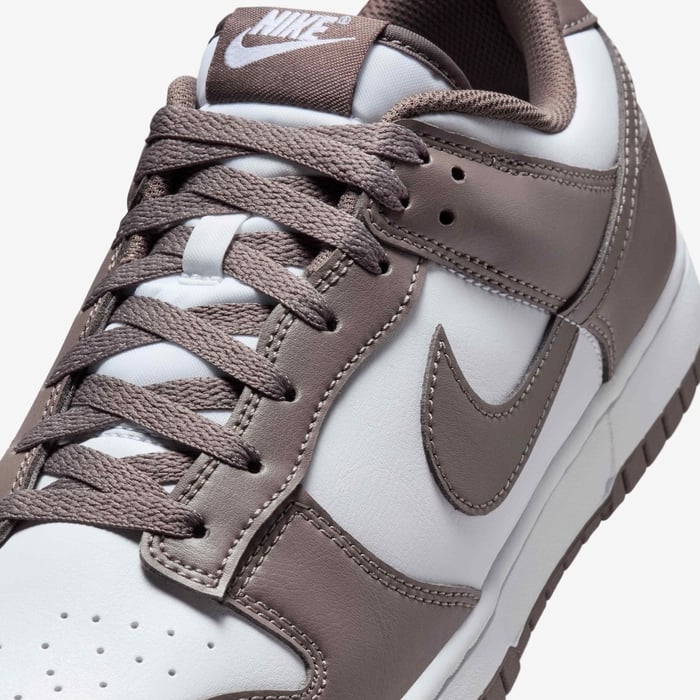 Nike Dunk Low Retro image number 6 Nike Dunk Low Retro image number 6