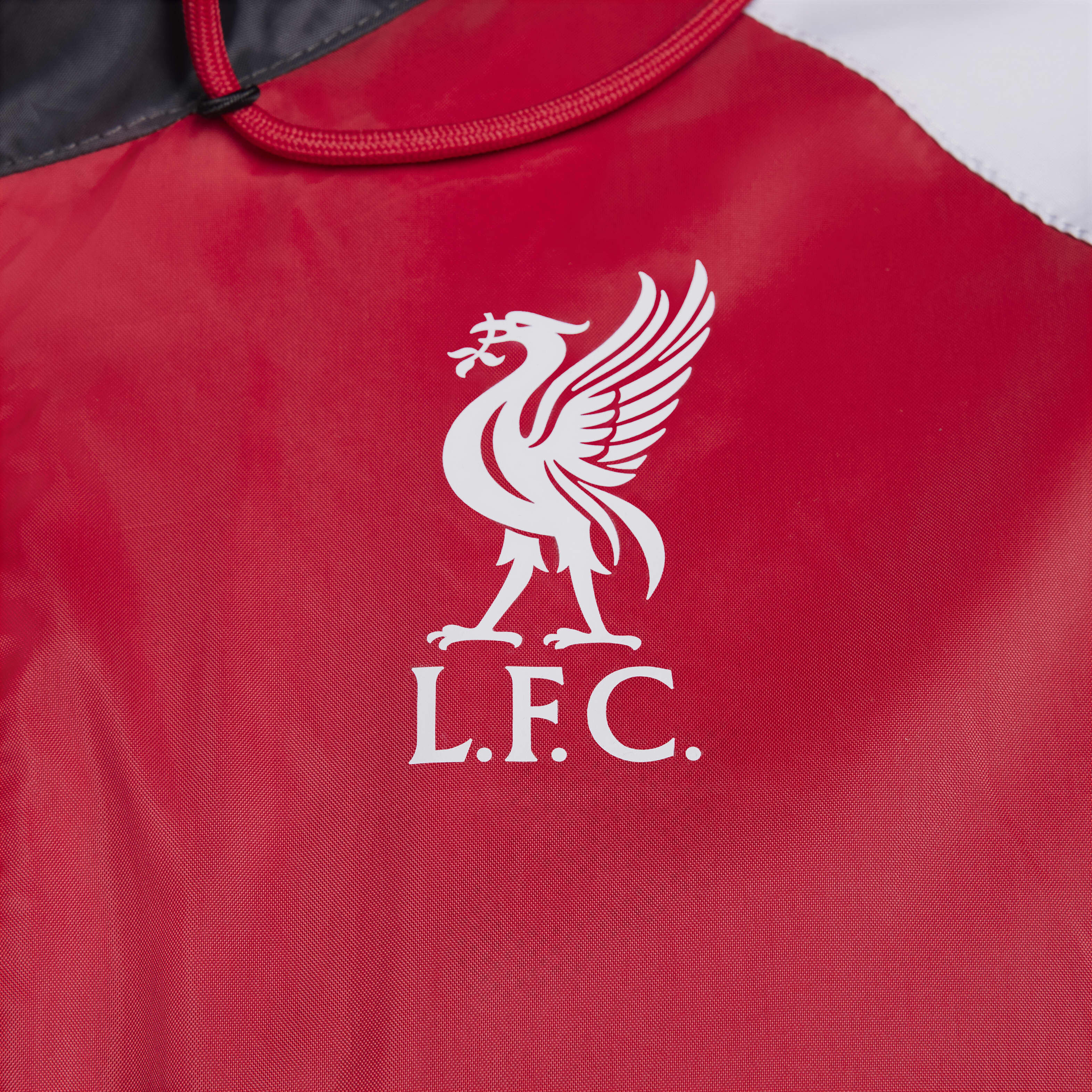Liverpool F.C. Sport Essentials Windrunner image number 3