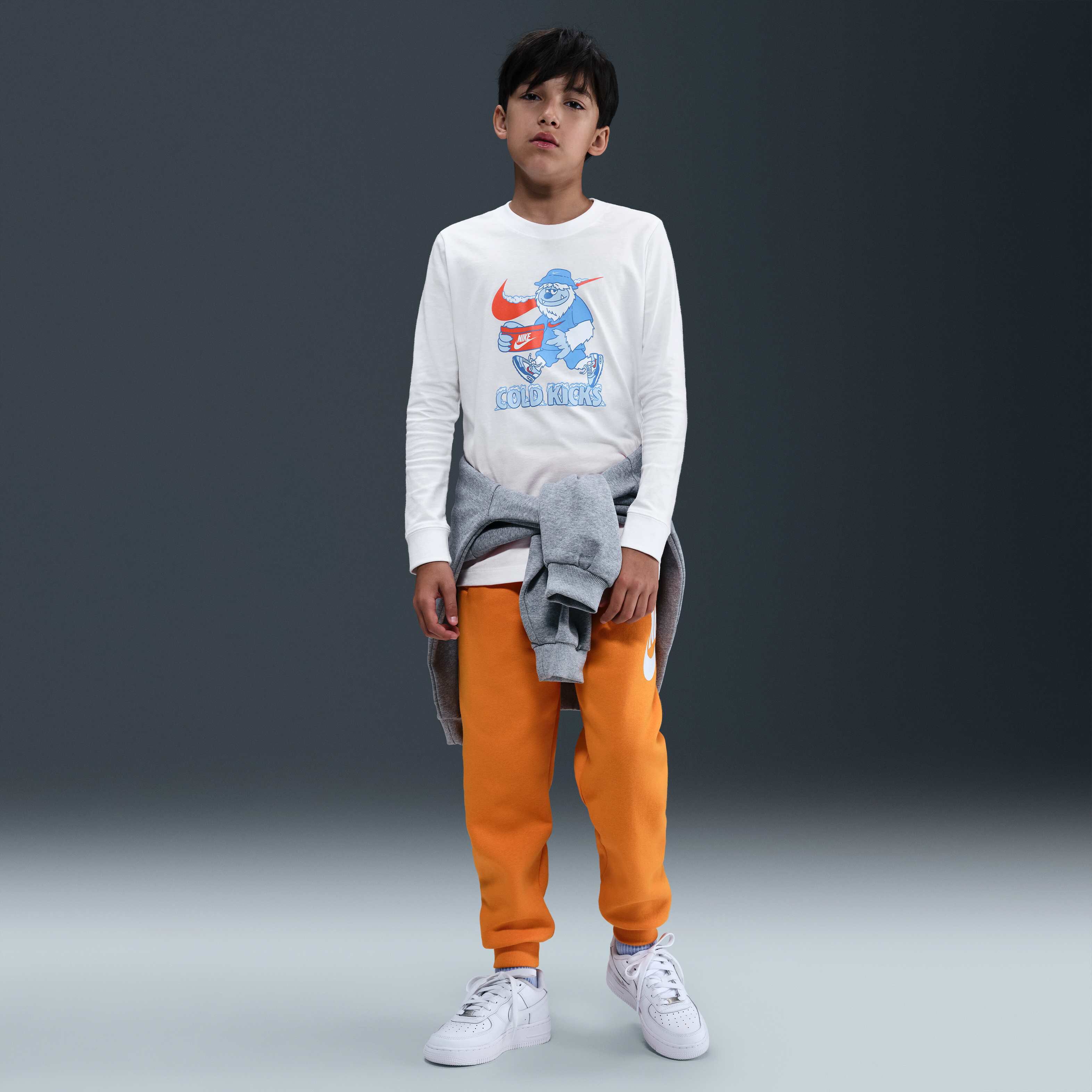 نايكي سبورتسوير image number 3