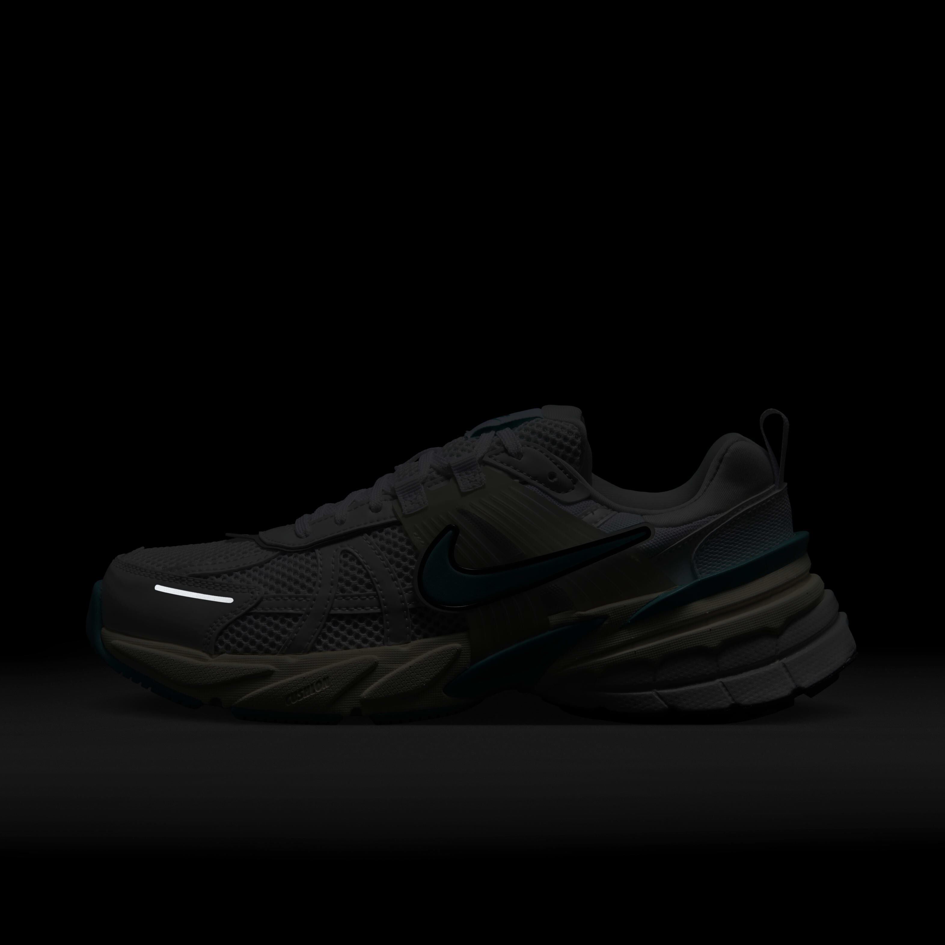 Nike V2K Run image number 10