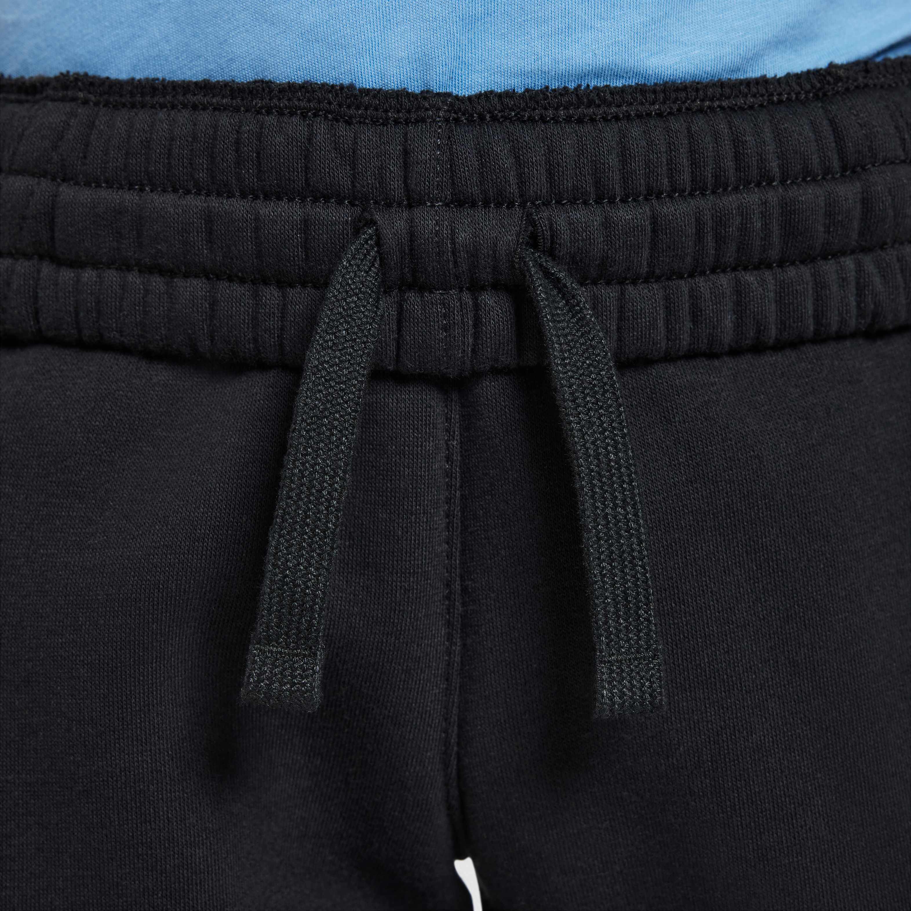 Nike Sportswear image number 2