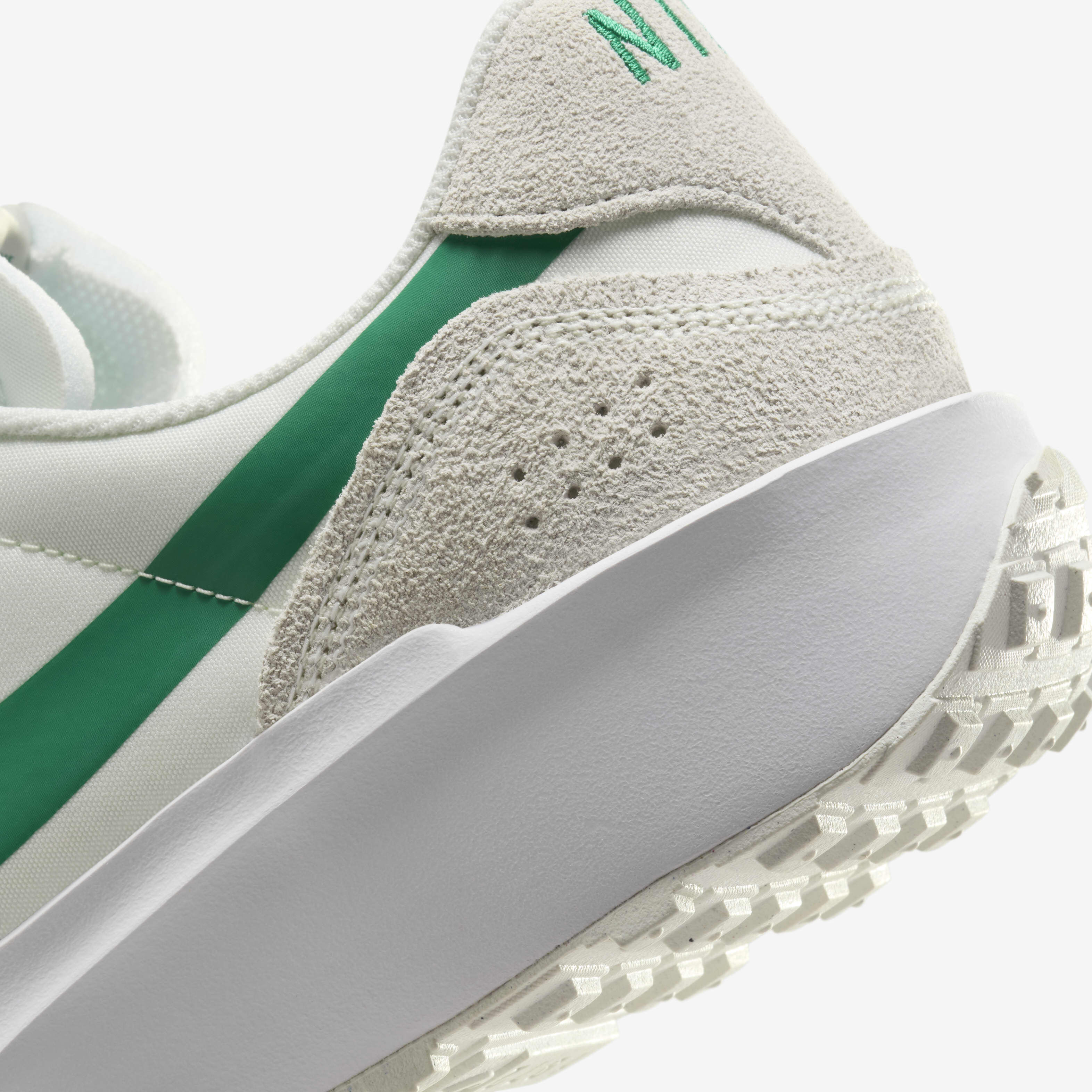 نايكي وافل ناف image number 7