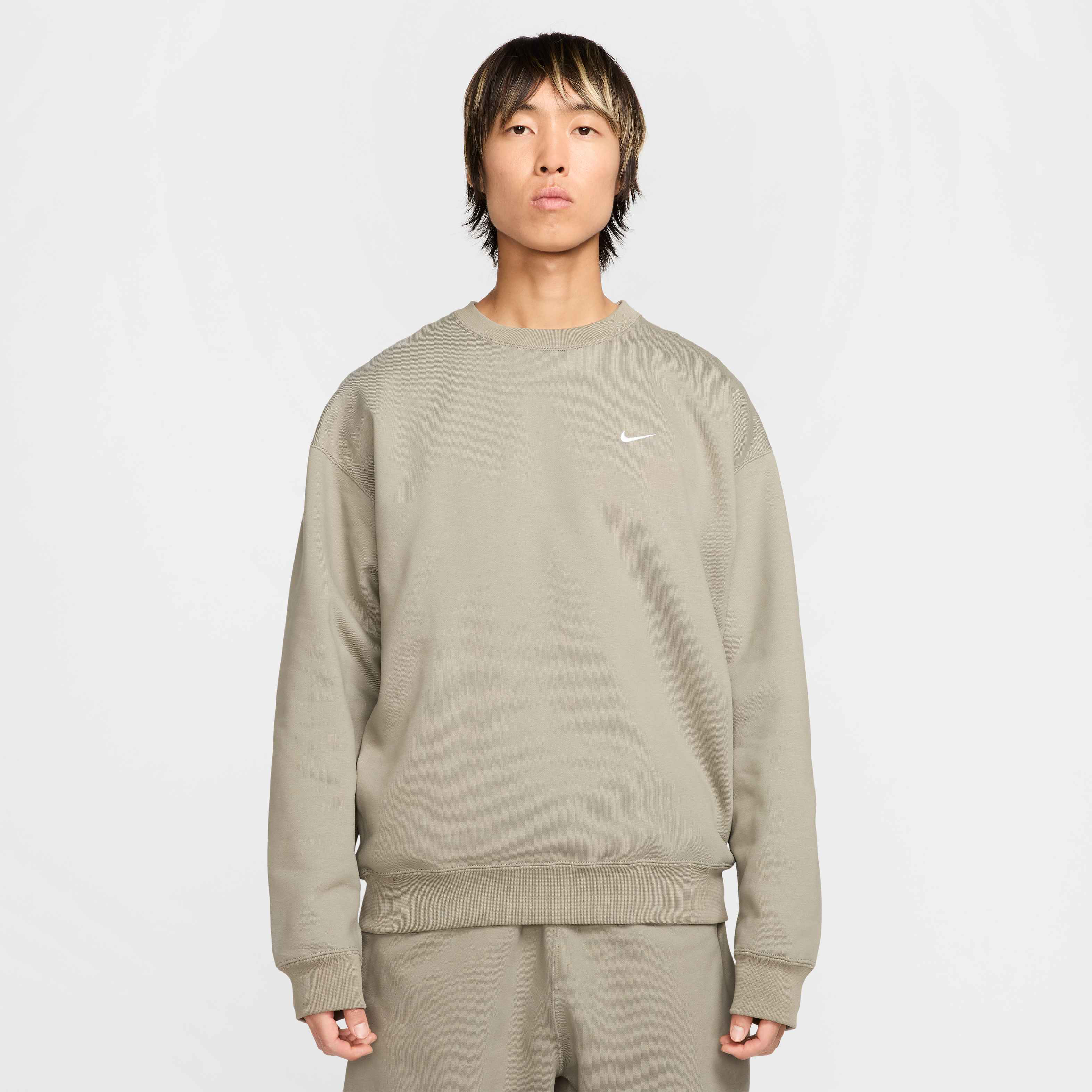 نايكي سولو سووش image number 0