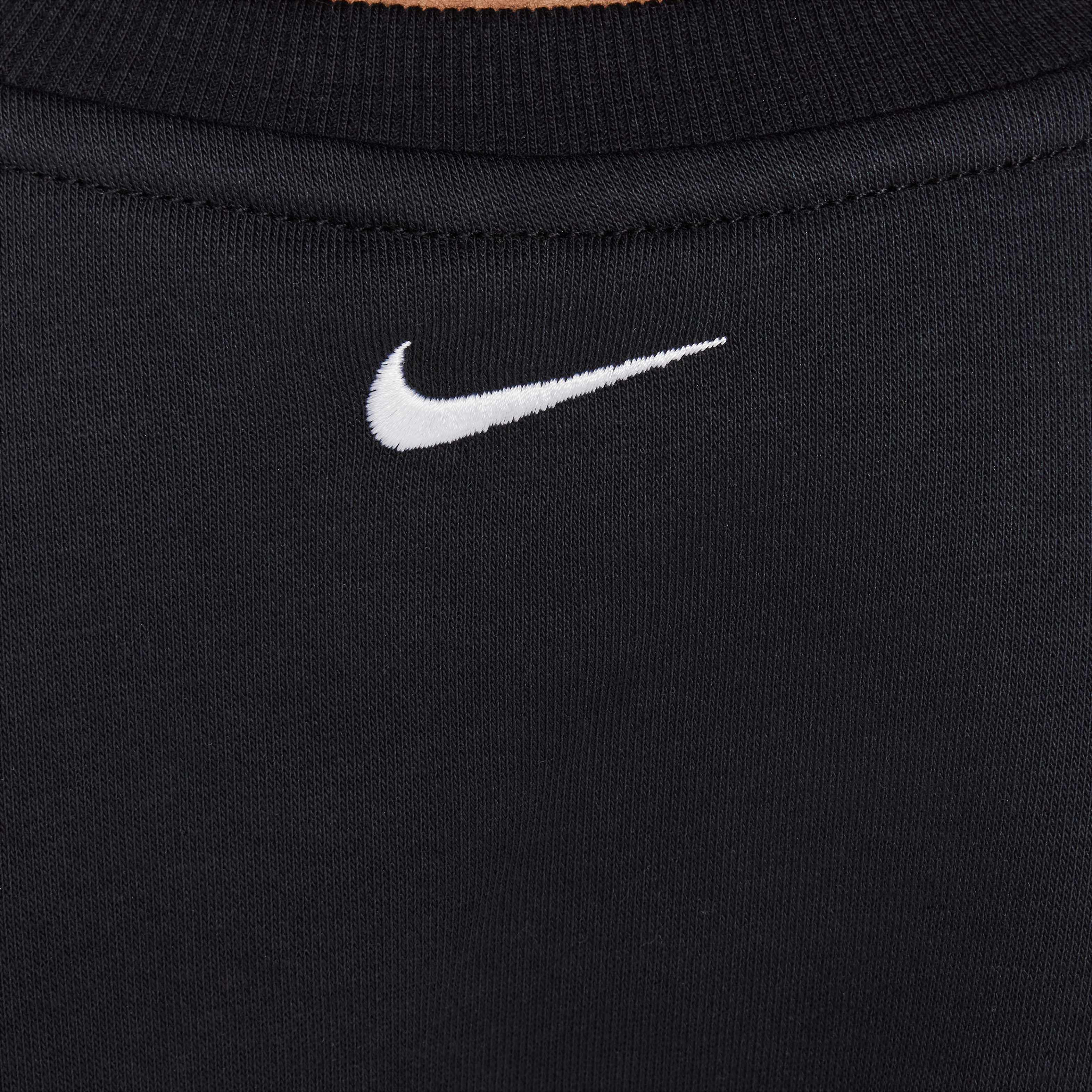 Nike Sportswear Club image number 4