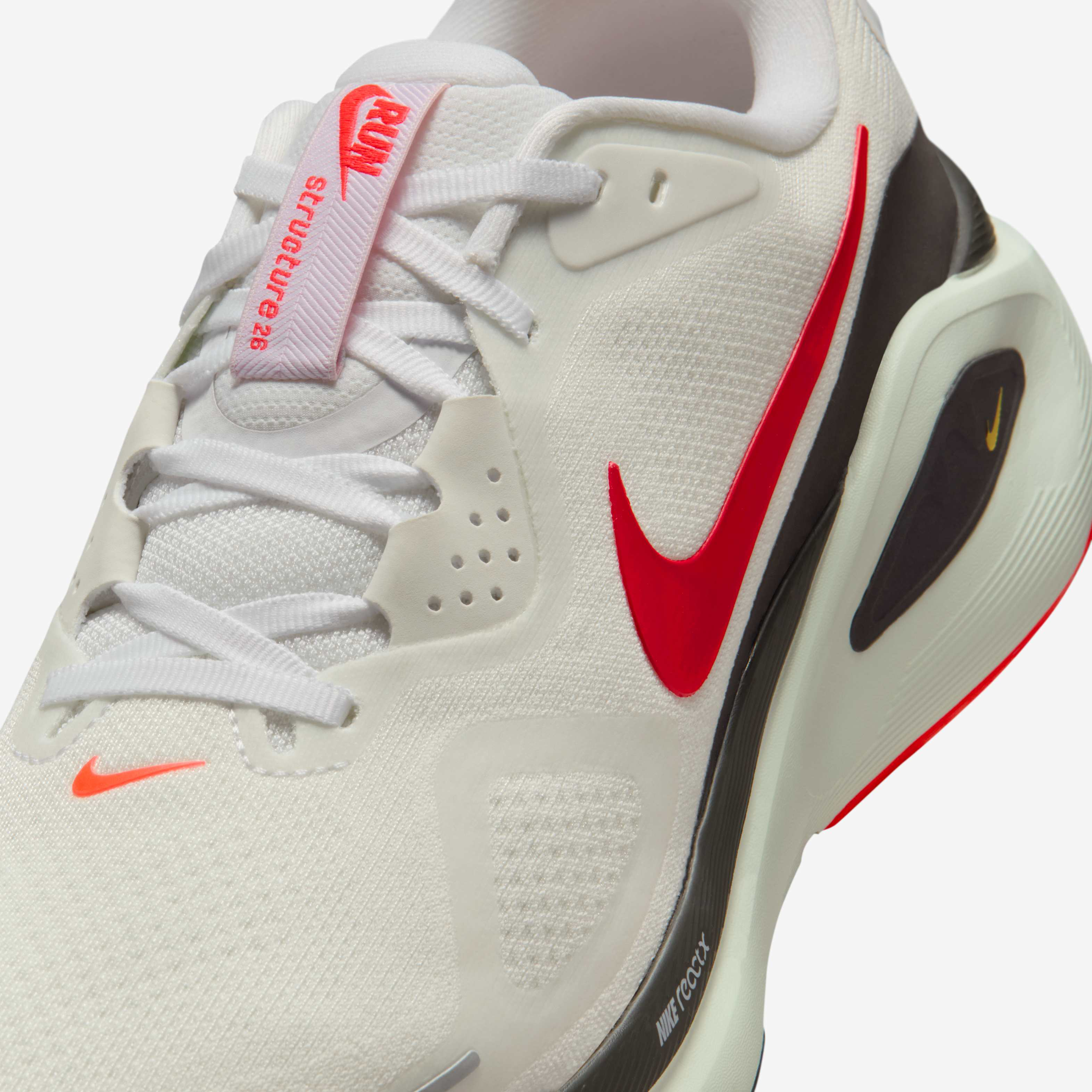 Nike Structure 26 image number 6