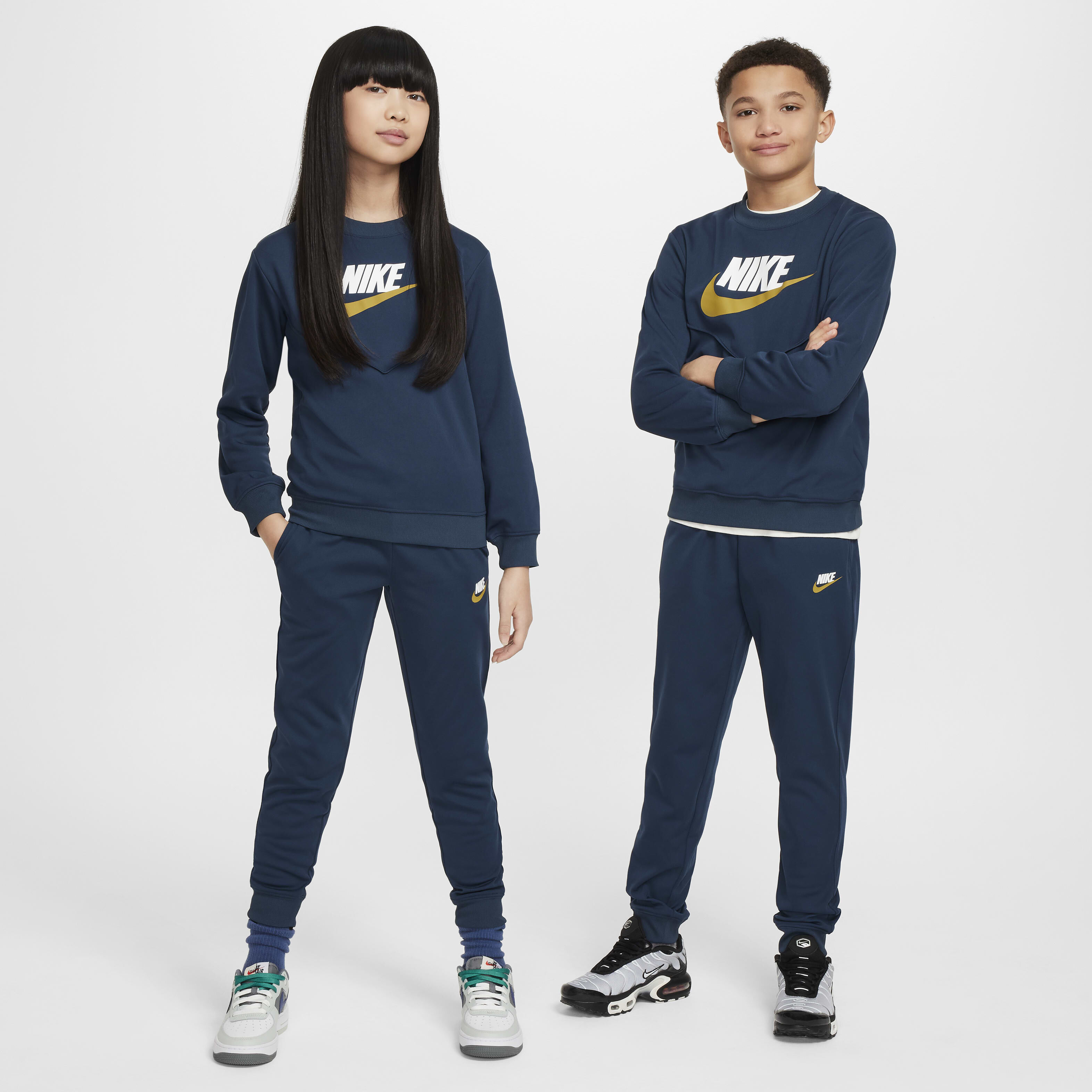 Nike kids sportswear clearance