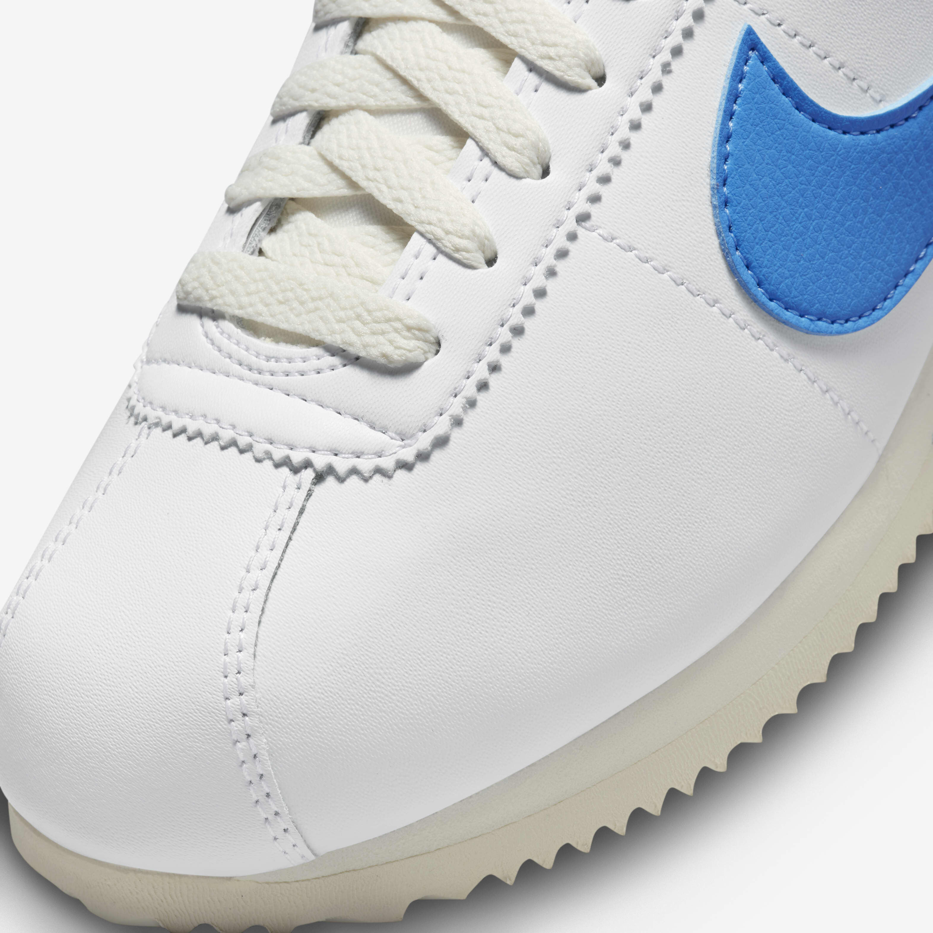 Nike Cortez Leather image number 7