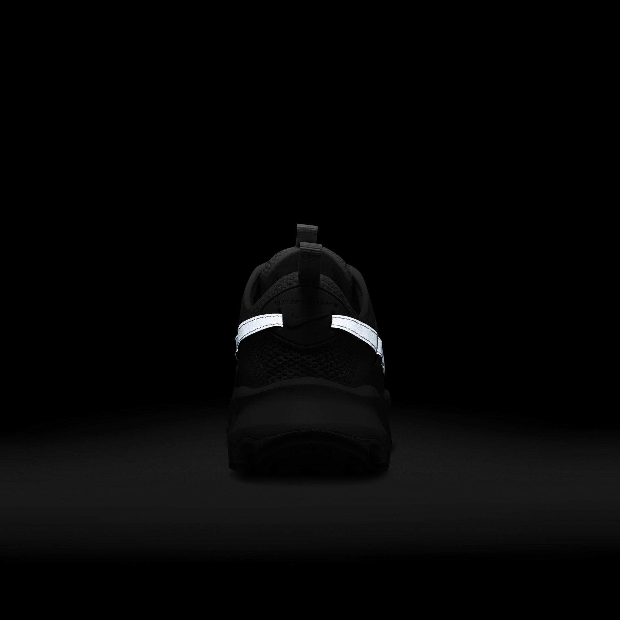 Zoom image