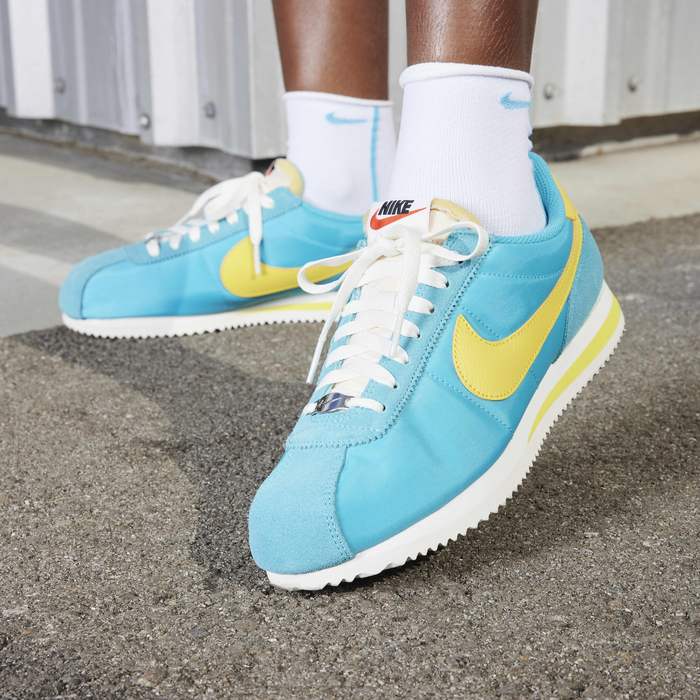 Nike Cortez Textile image number 1 Nike Cortez Textile image number 1