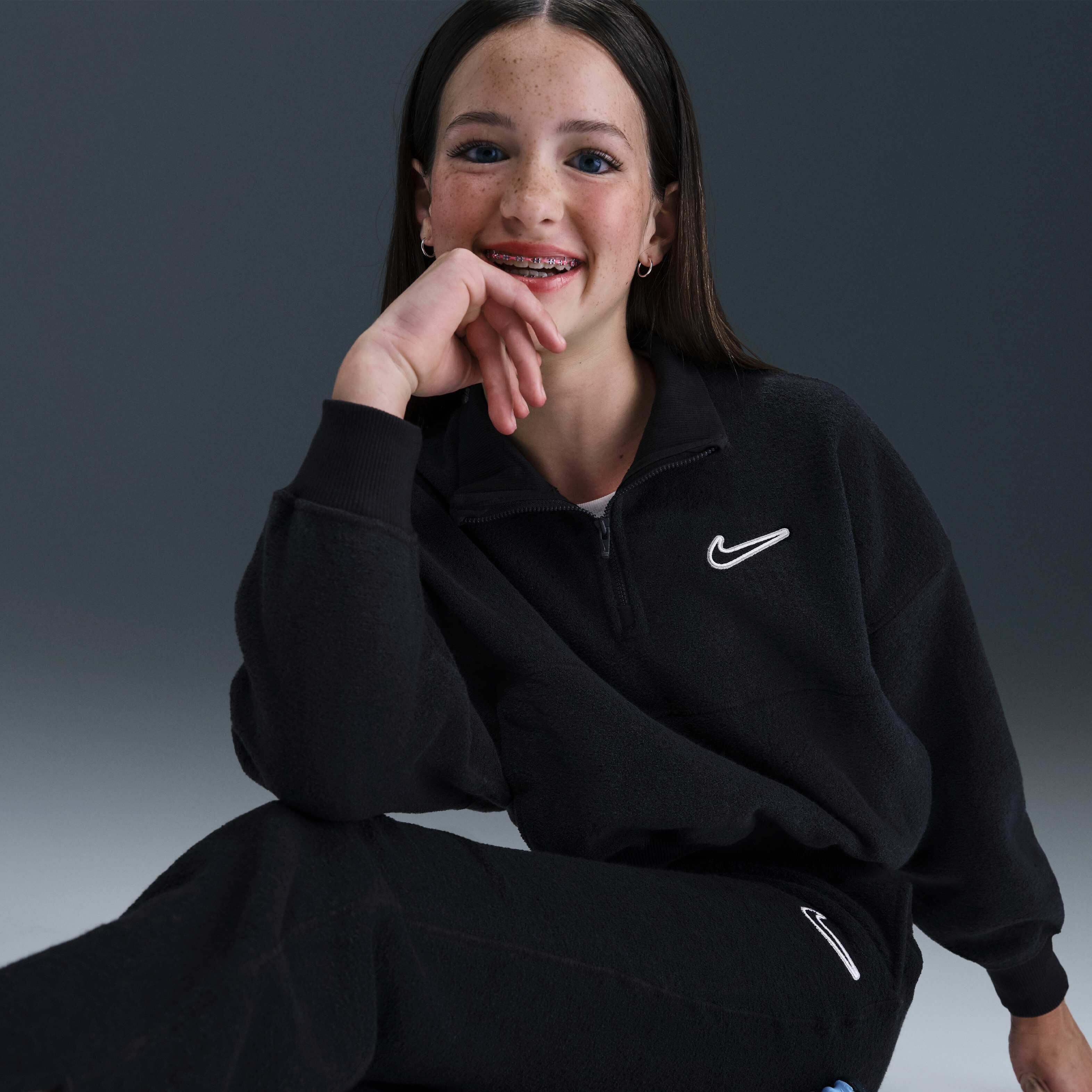 Nike Sportswear image number 2