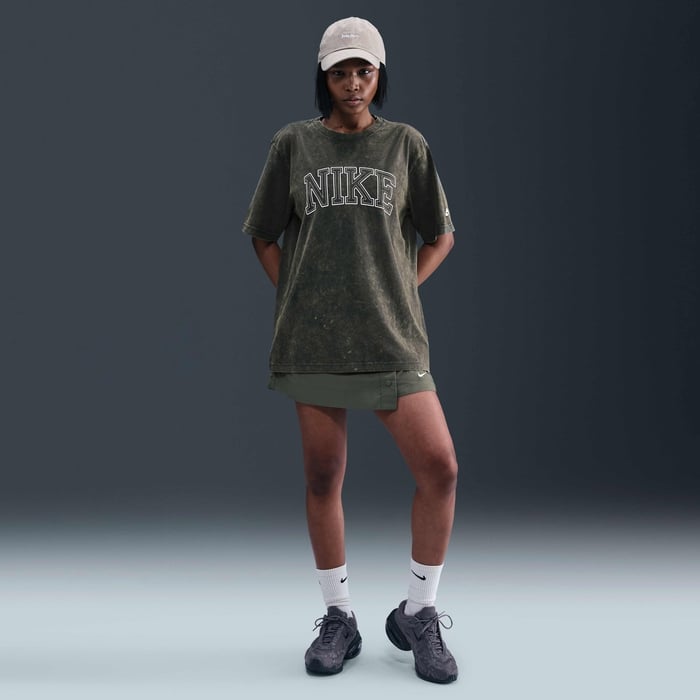 نايكي سبورتسوير كلاسيكس image number 3 نايكي سبورتسوير كلاسيكس image number 3