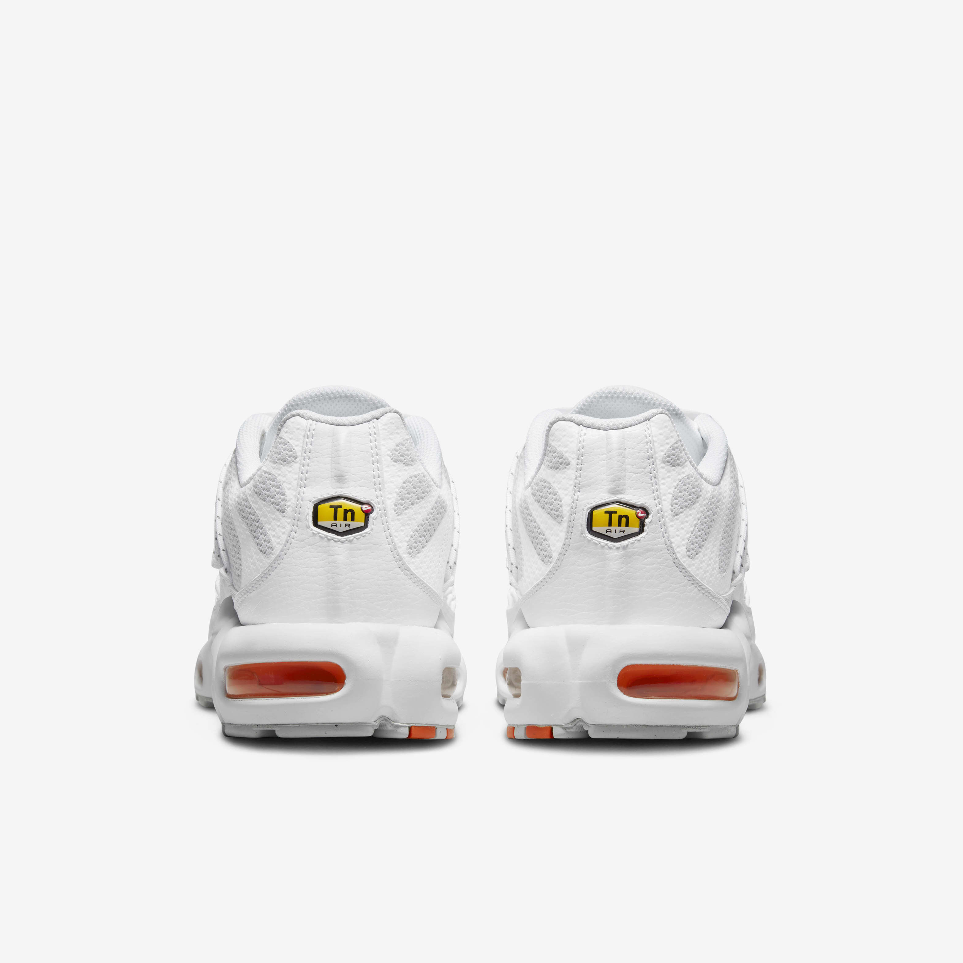 Buy Nike Air Max Plus Utility Men s Shoes White Safety Orange Pure Platinum Nike Kuwait Official