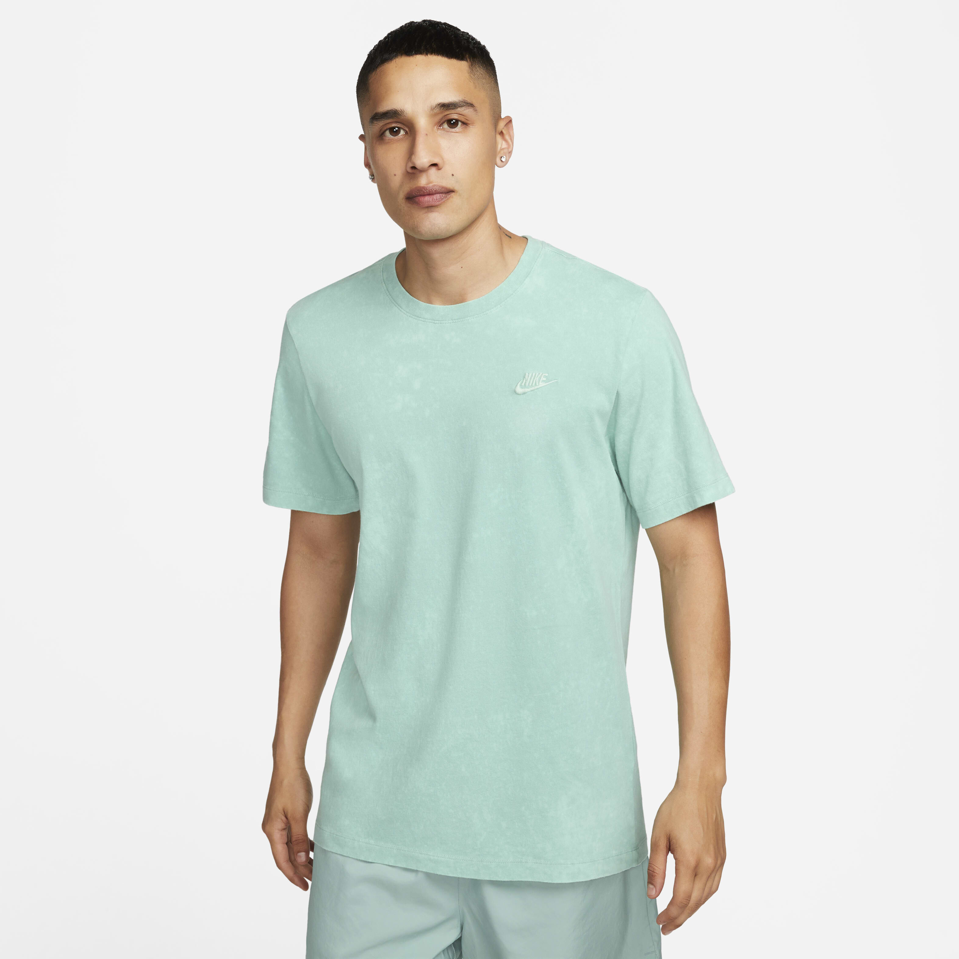 Nike Sportswear Club image number 0