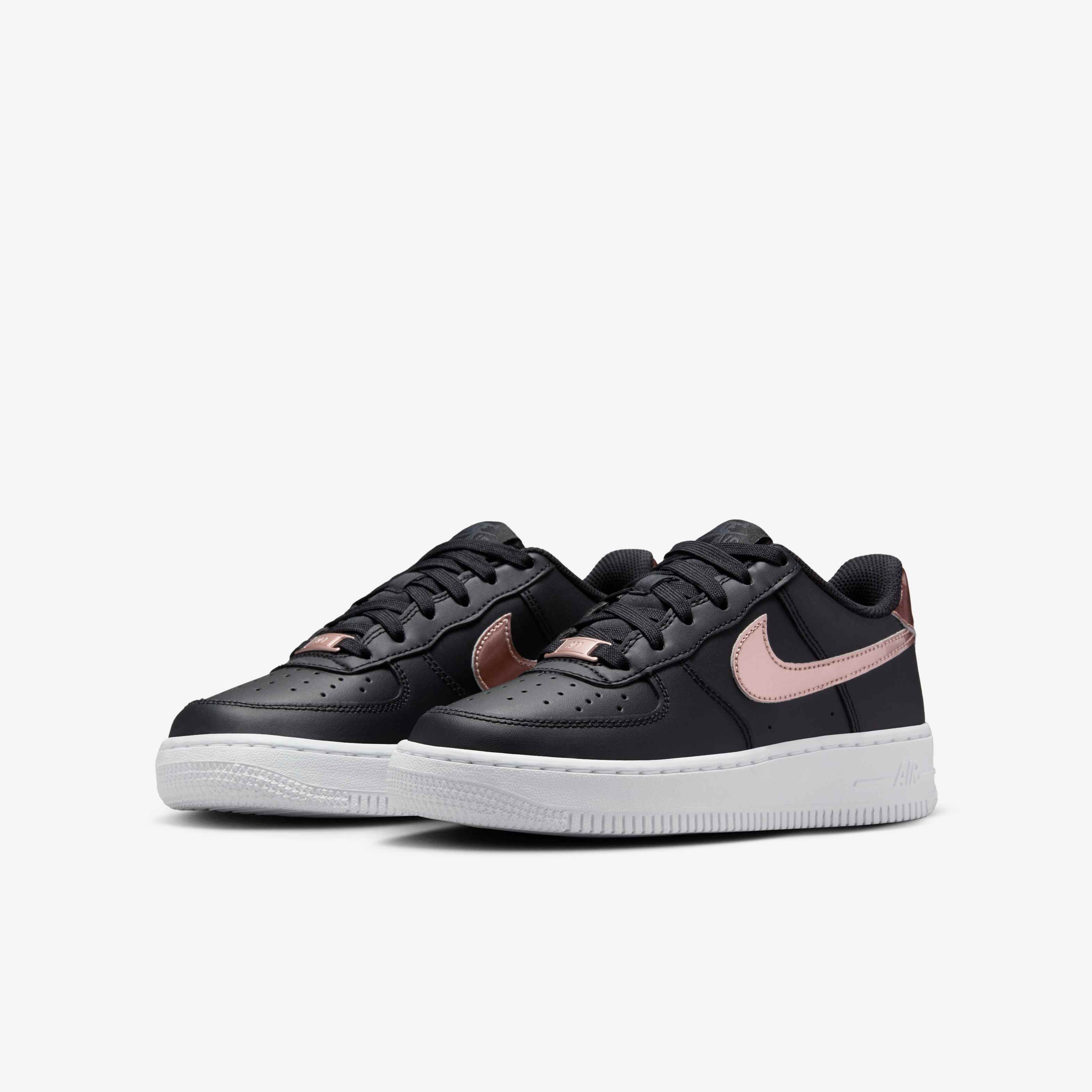 Nike Air Force 1 SE image number 4